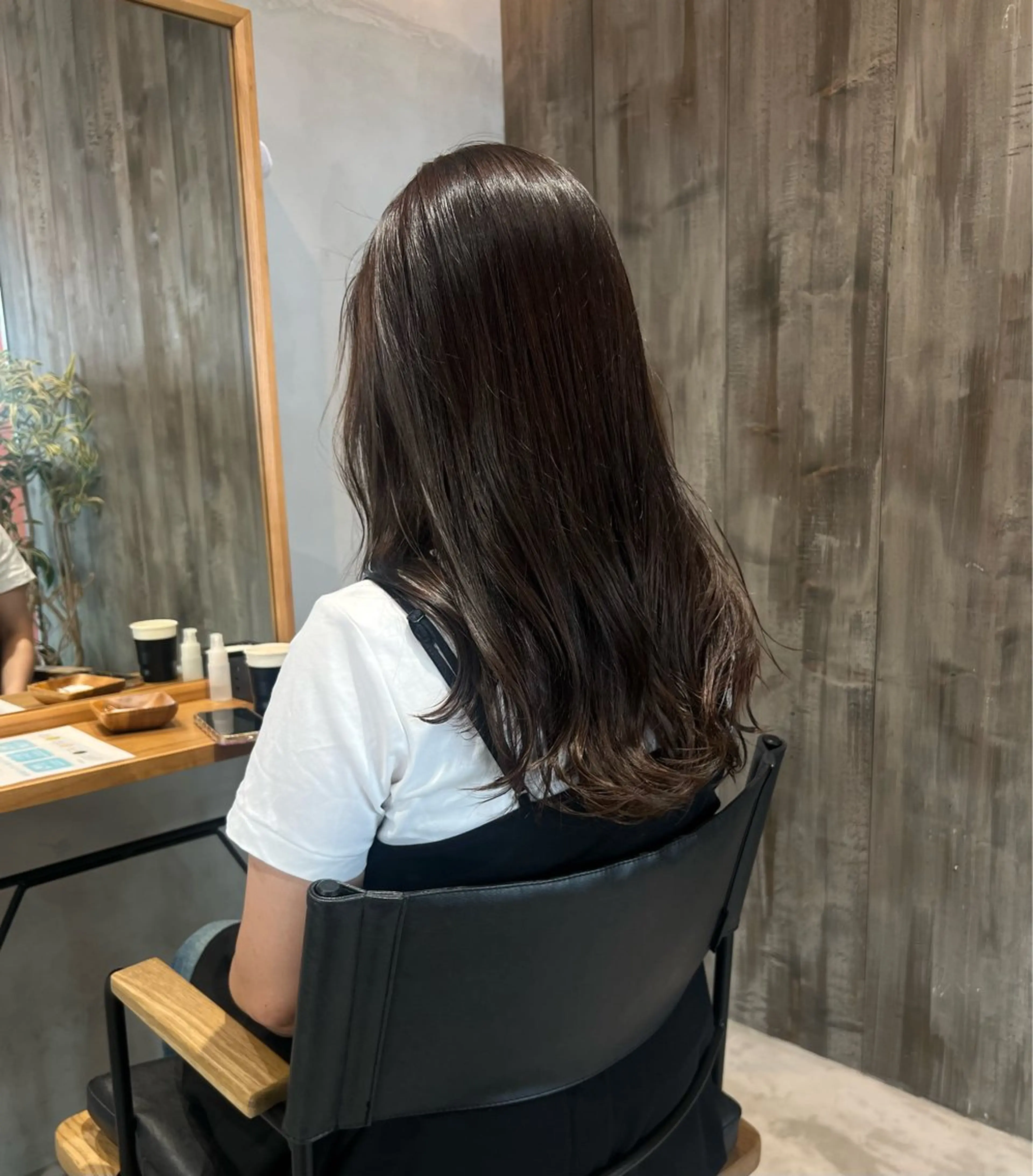 ロング 佐藤 百奈美のヘアスタイル