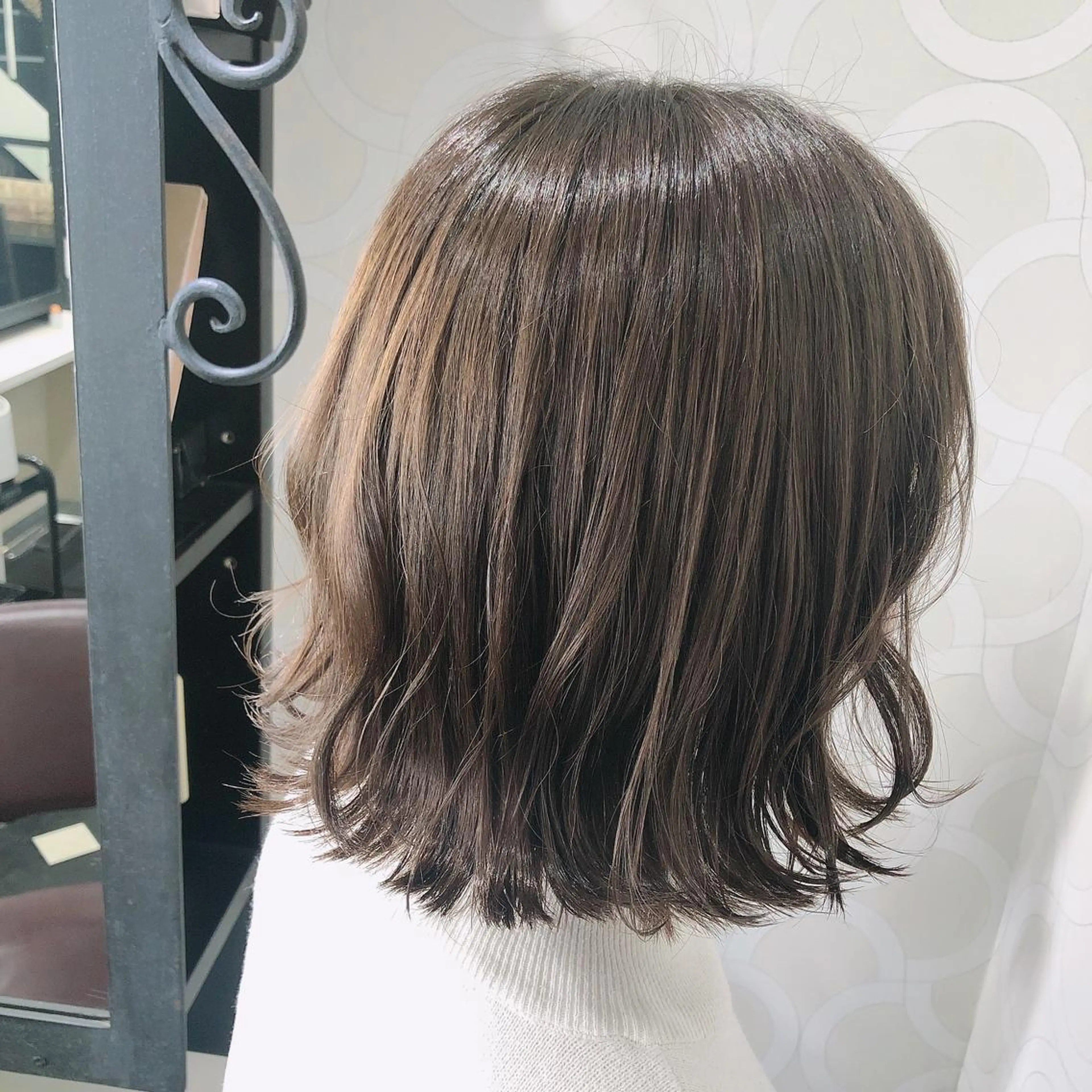ミディアム カラー ベージュカラー オリーブベージュ 艶髪モテヘア ♡tomimaのヘアスタイル