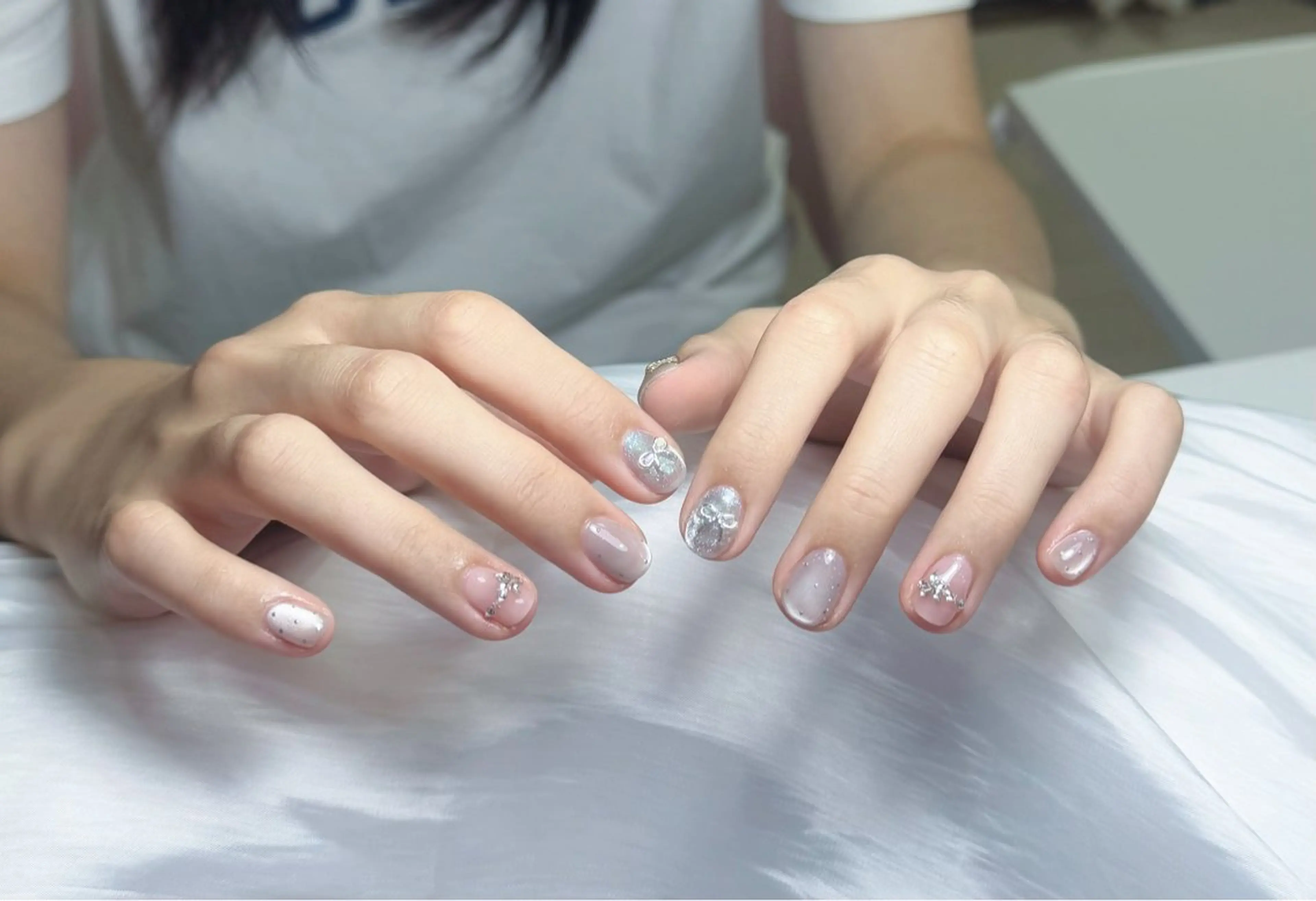ネイル アートネイル オーロラネイル チークネイル フレンチネイル ガラスフレンチ ハンドネイル 🎀🎀YooLi Nail Salonのネイルデザイン