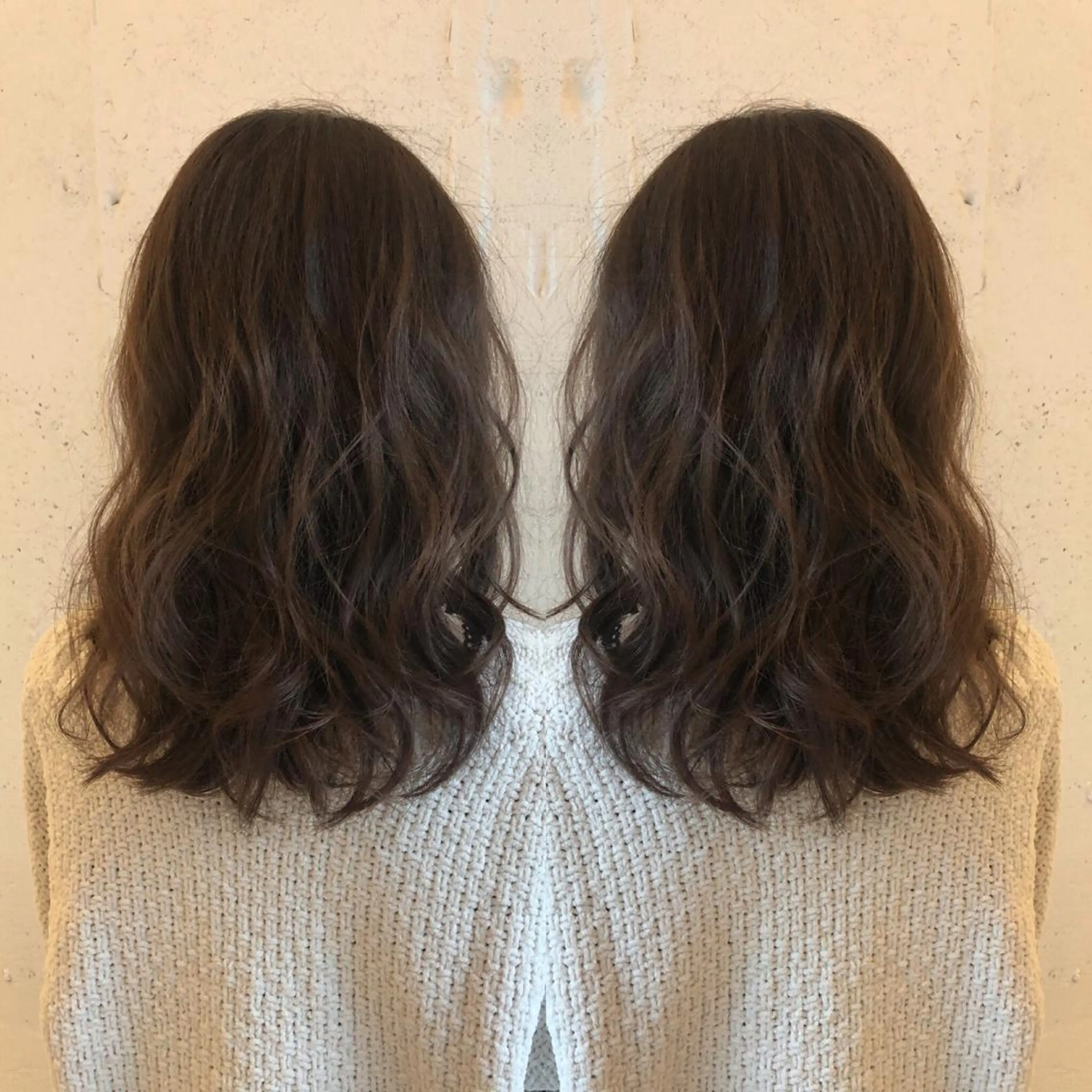 セミロング アッシュ ヘアカラー トリートメント あらき ちさとのヘアスタイル