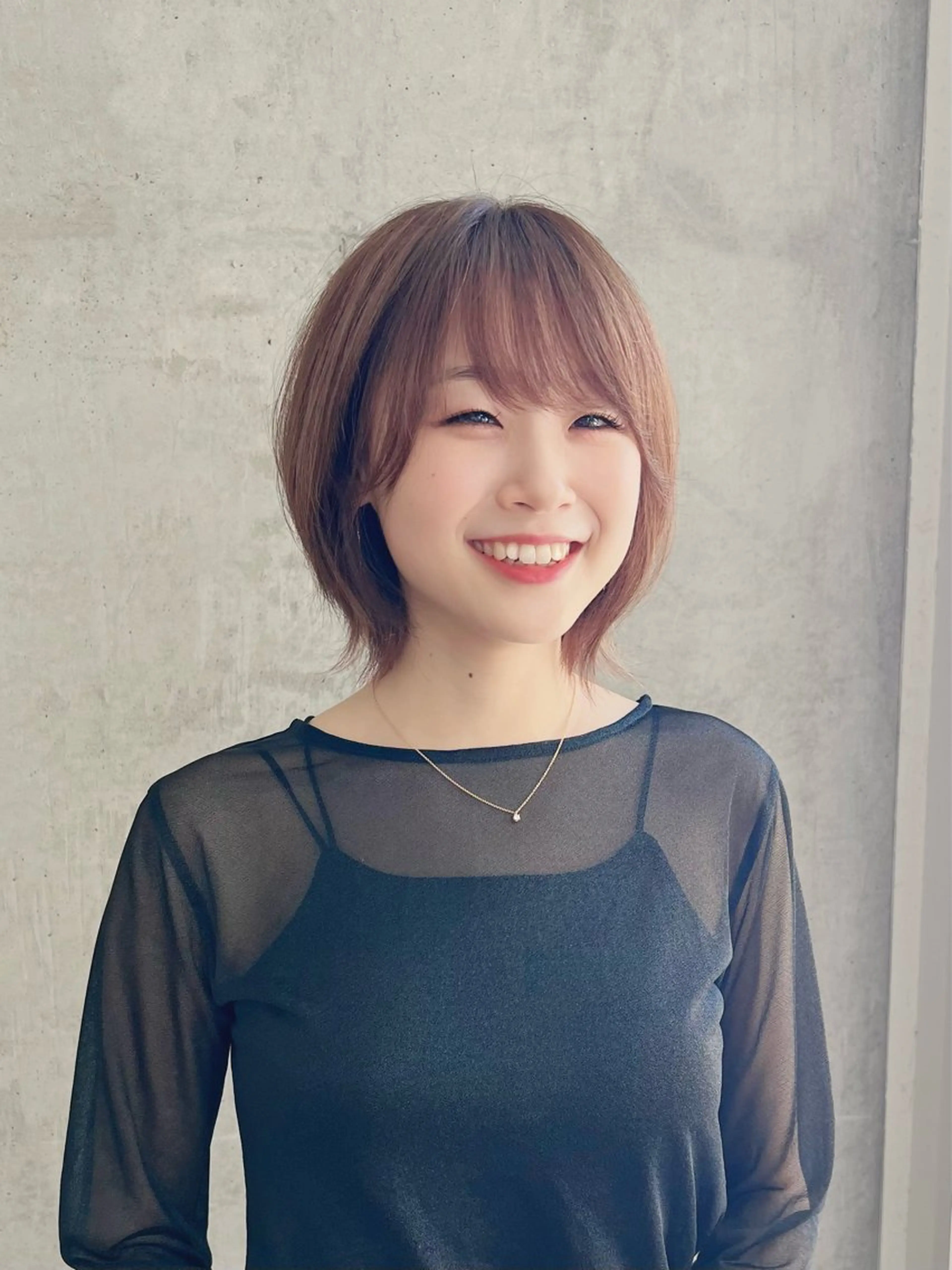 ショート Say.石川葵 ショートボブ前髪のヘアスタイル