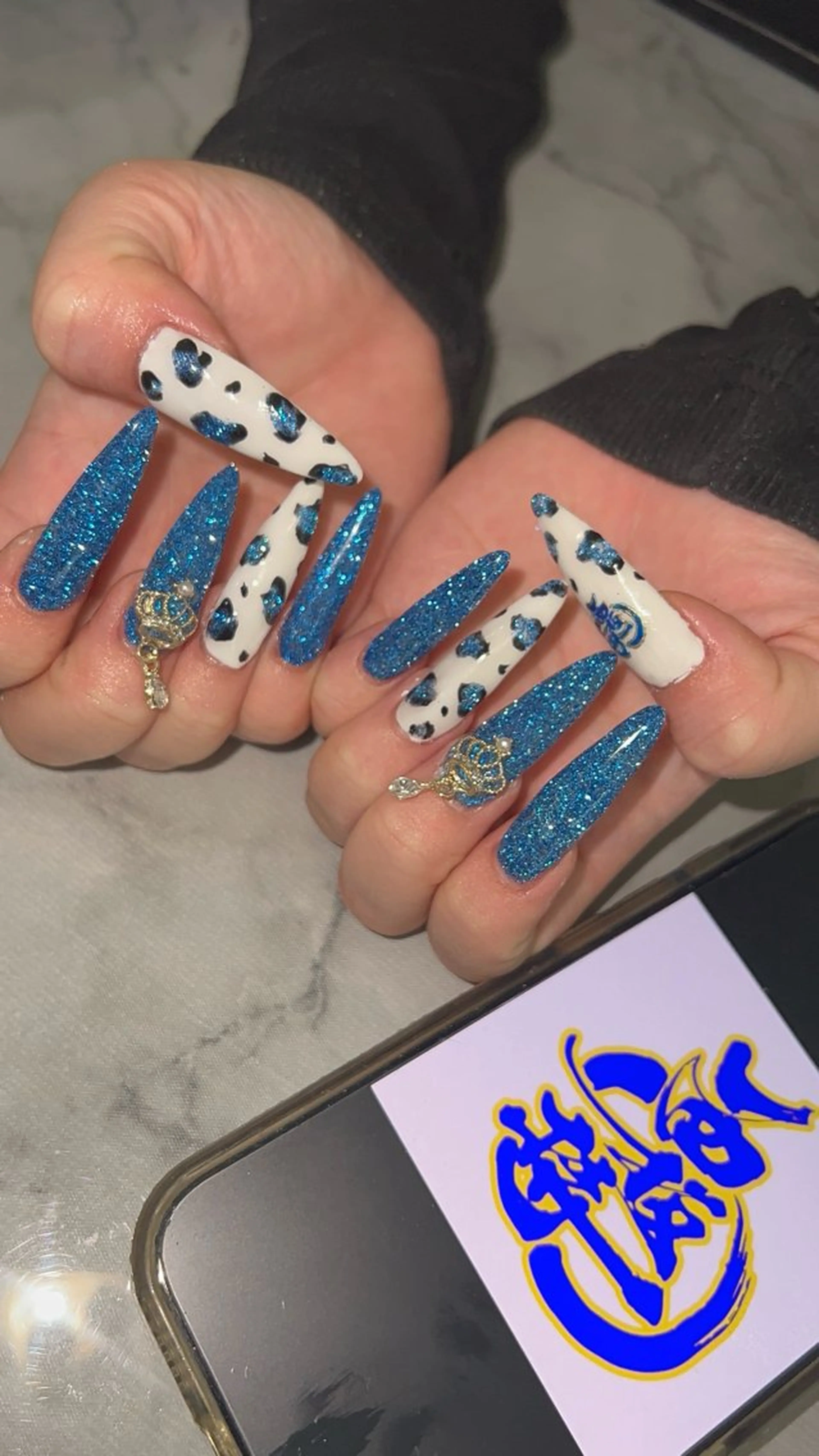 ロング ハンドネイル Garnet nailのネイルデザイン