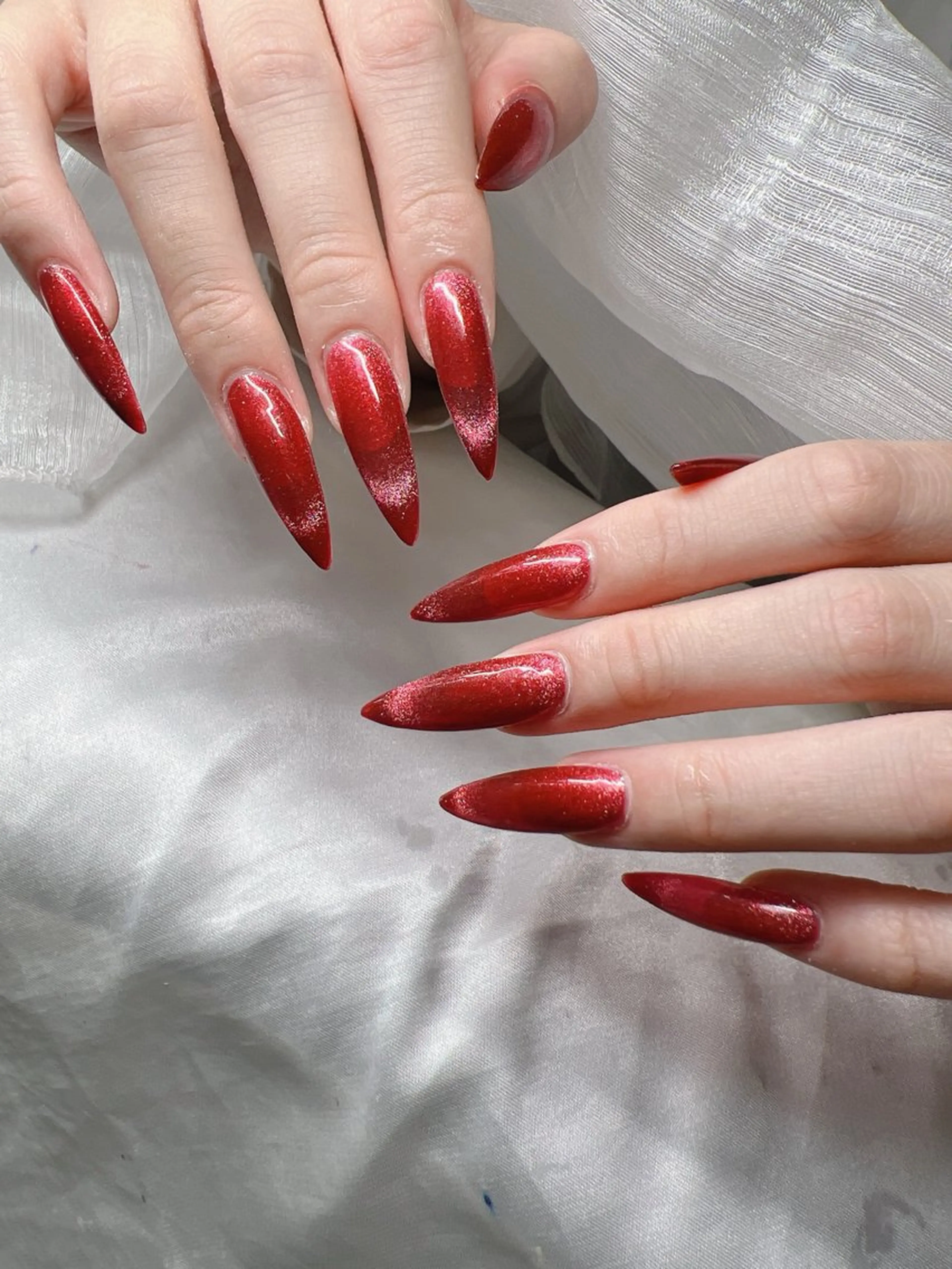 ネイル 長さ出し グラデーション 卒業式 キラキラネイル マグネットネイル ハンドネイル Lee Nailsのネイルデザイン