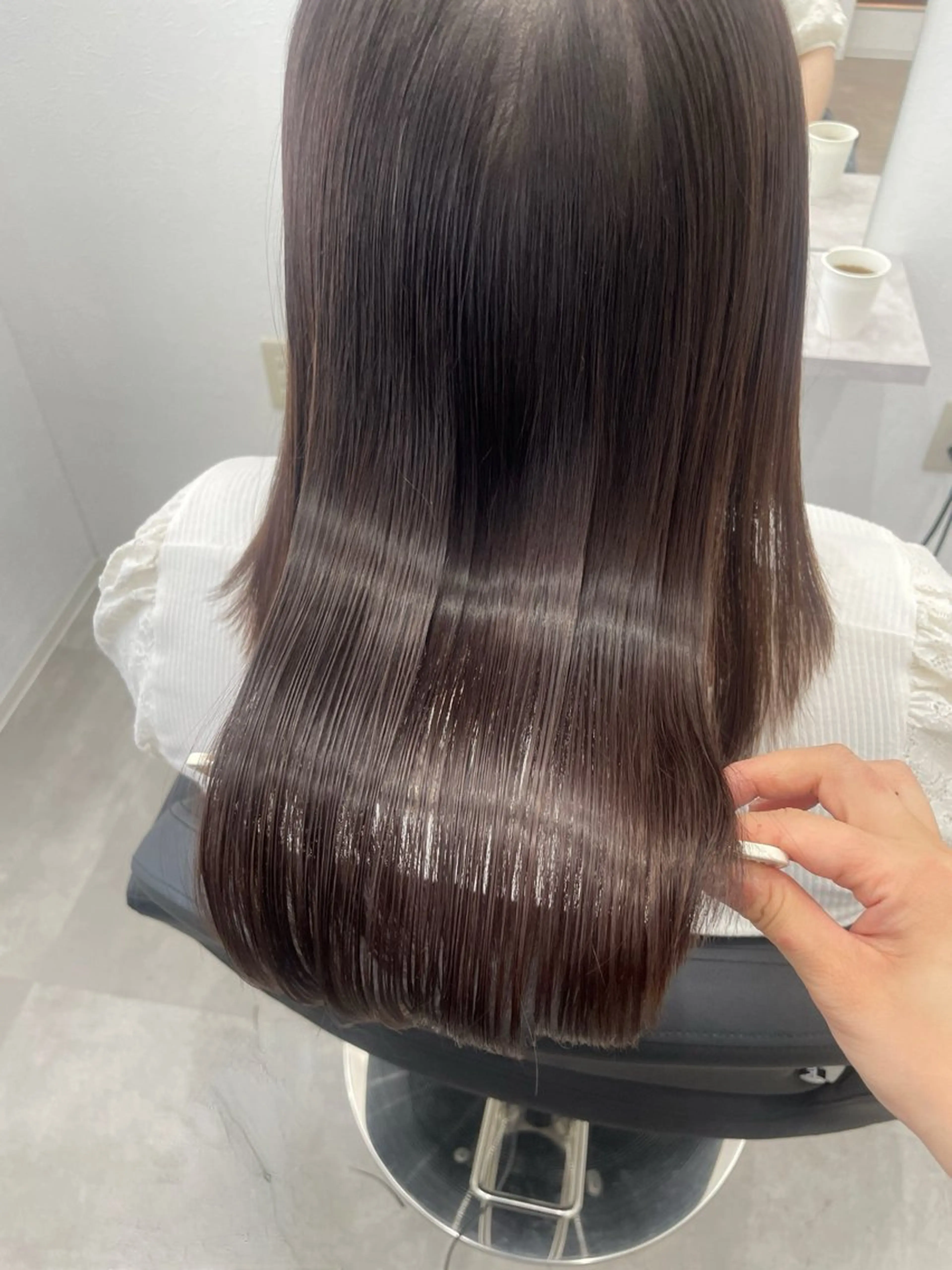 セミロング カラー カット ヘアカラー 縮毛矯正 トリートメント 髪質改善🌸 loki/板坂朋香のヘアスタイル