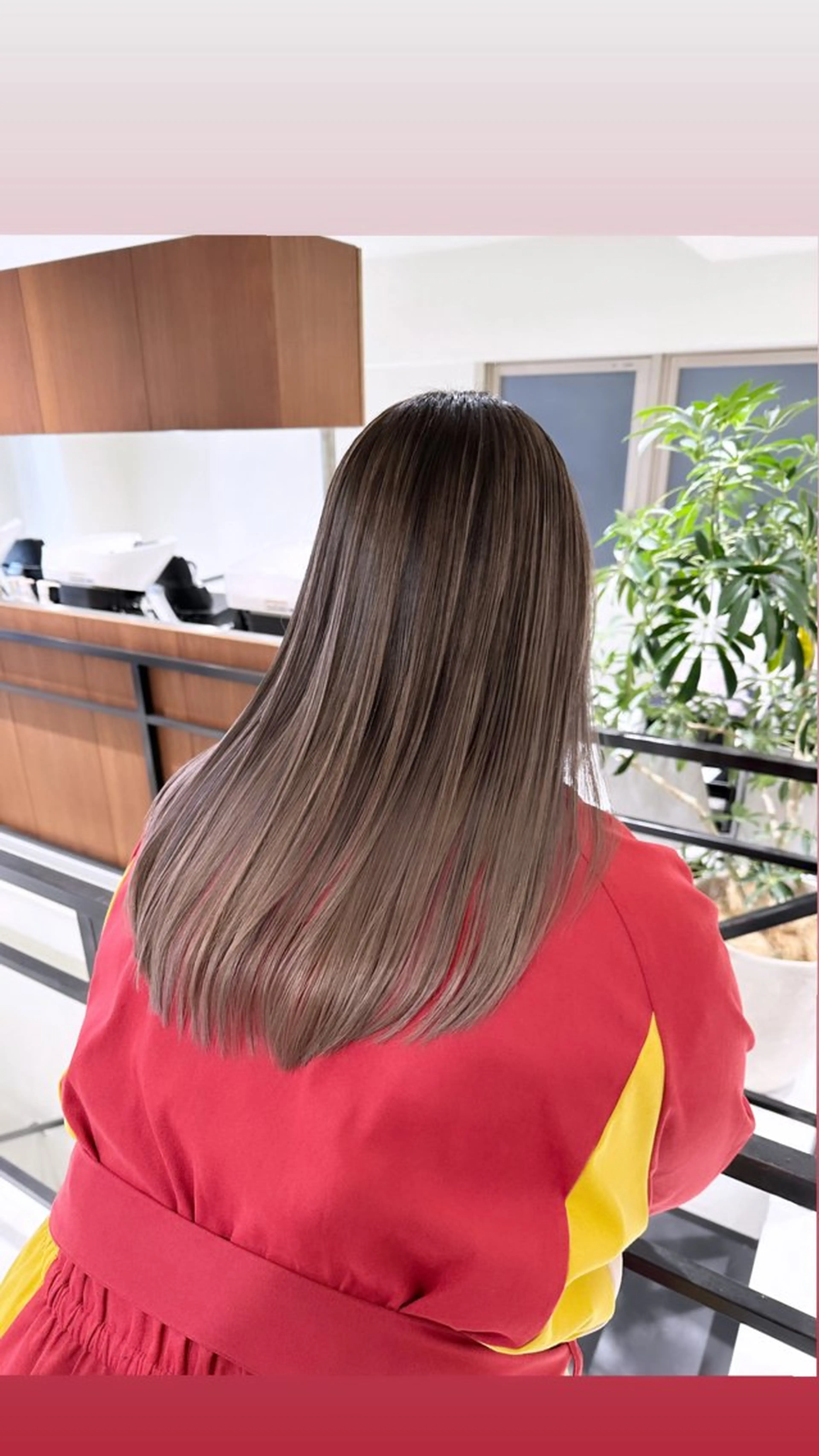ロング カラー バレイヤージュ ハイライトカラー ハイトーンカラー ハイライト レイヤーカット カット ヘアカラー トリートメント 当日予約可能です！ 宜しくお願いします！のヘアスタイル