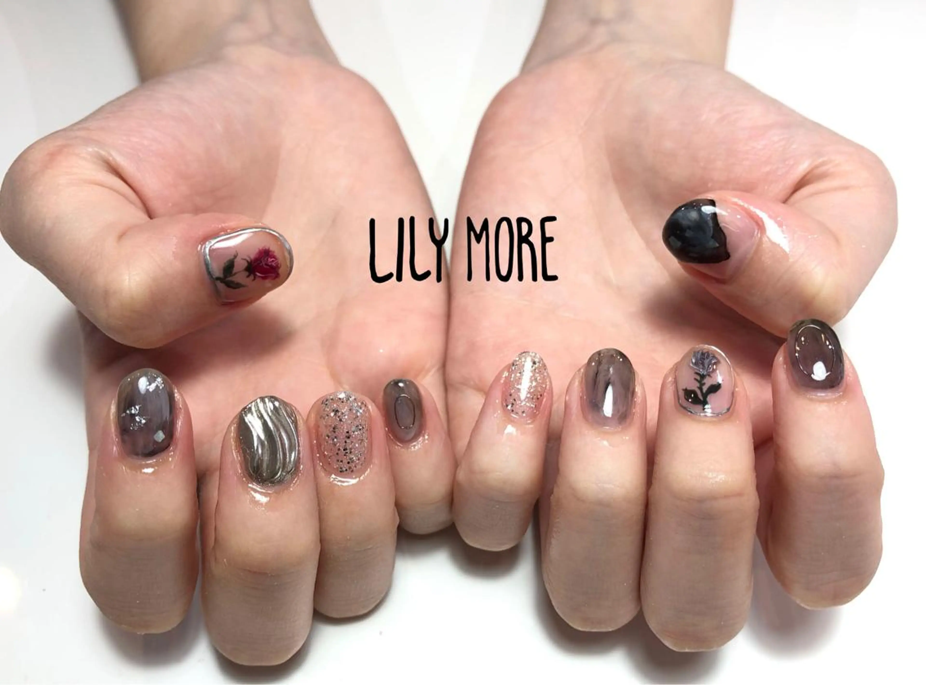 ネイル ニュアンスネイル Lily closetのネイルデザイン