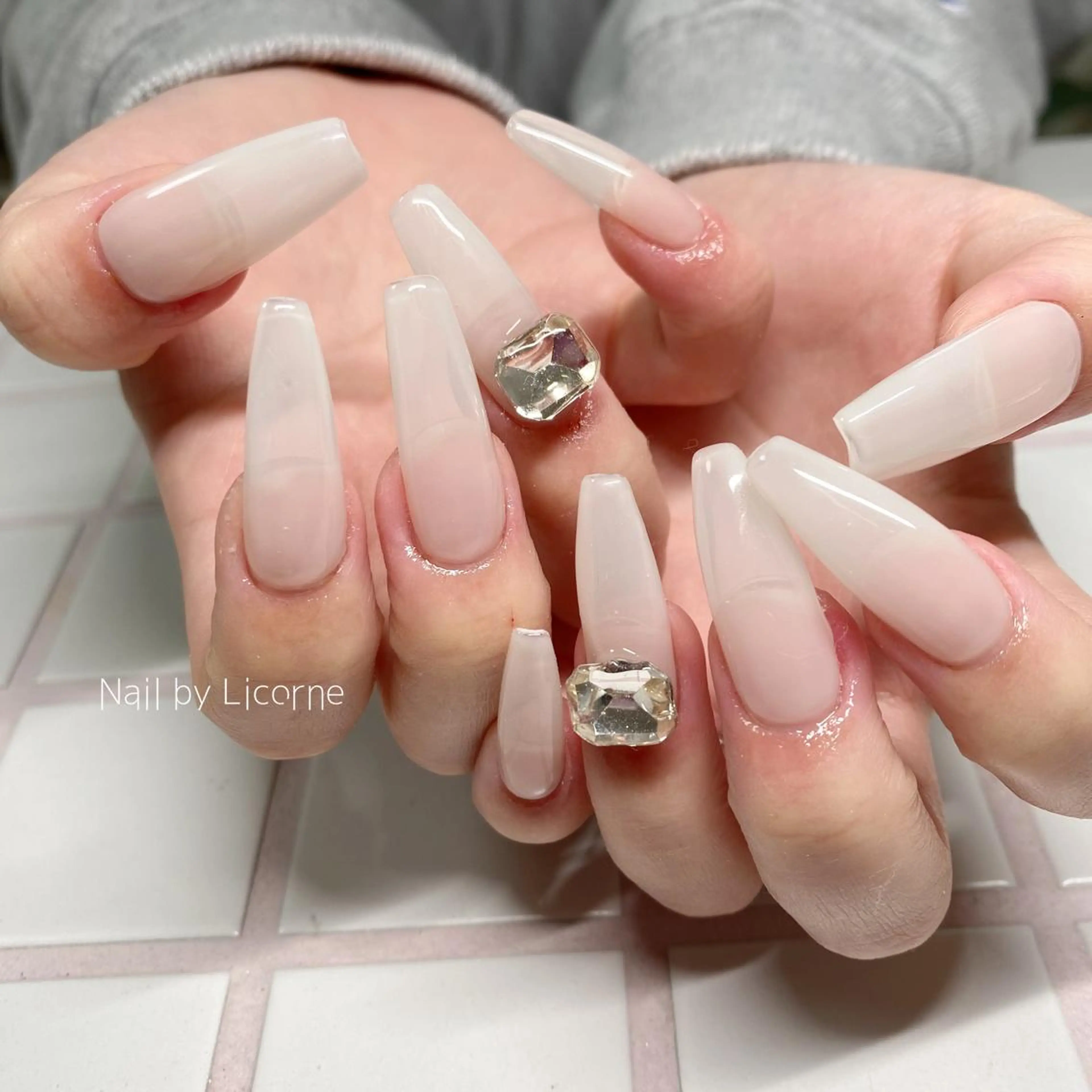 🐝オフなし【SCULP COLOR COURSE】GEL X 長さだし、カラー2色まで選べますの写真