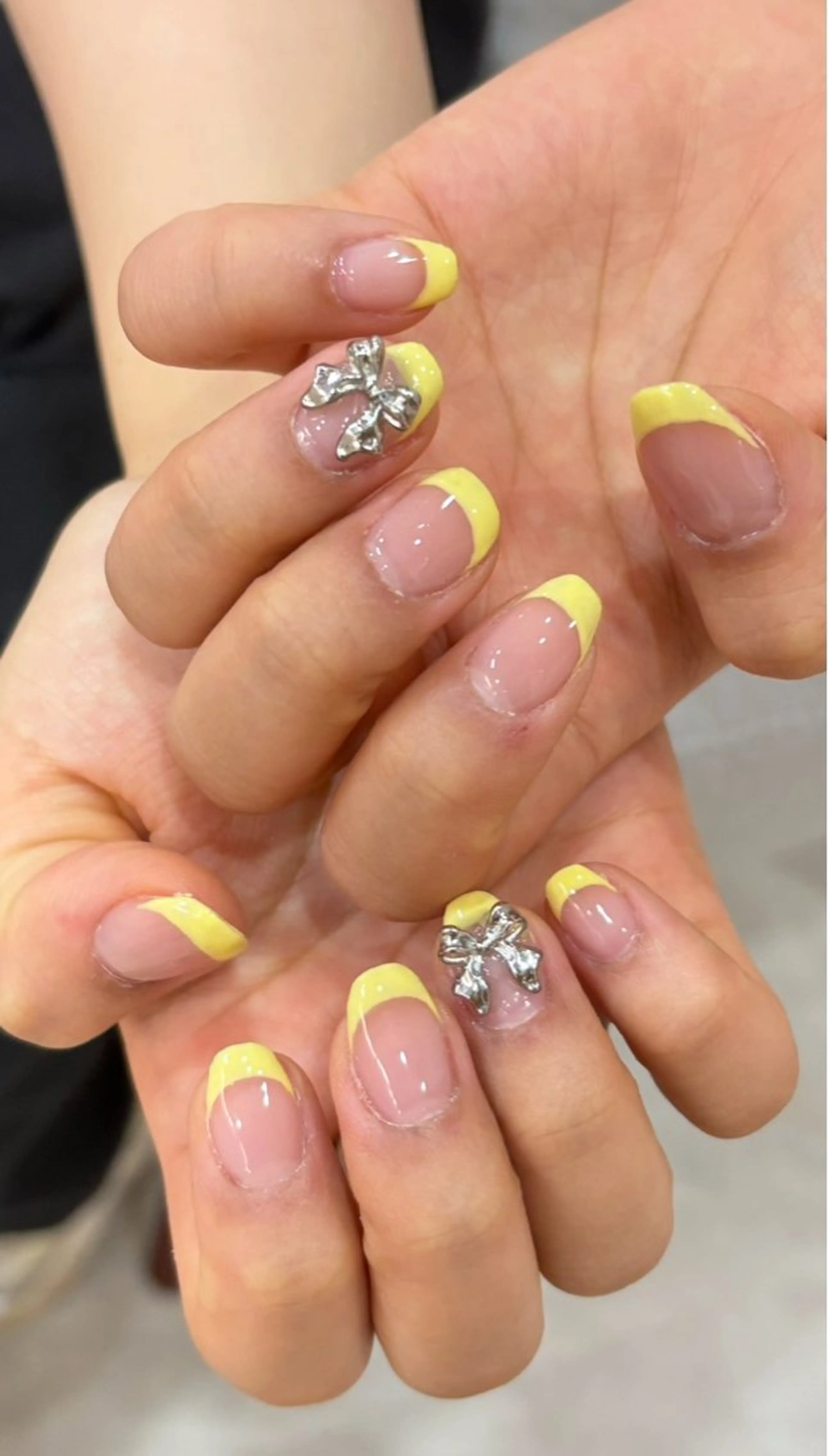 ネイル フレンチネイル meRK 🦋愛海のマツエク・マツパデザイン