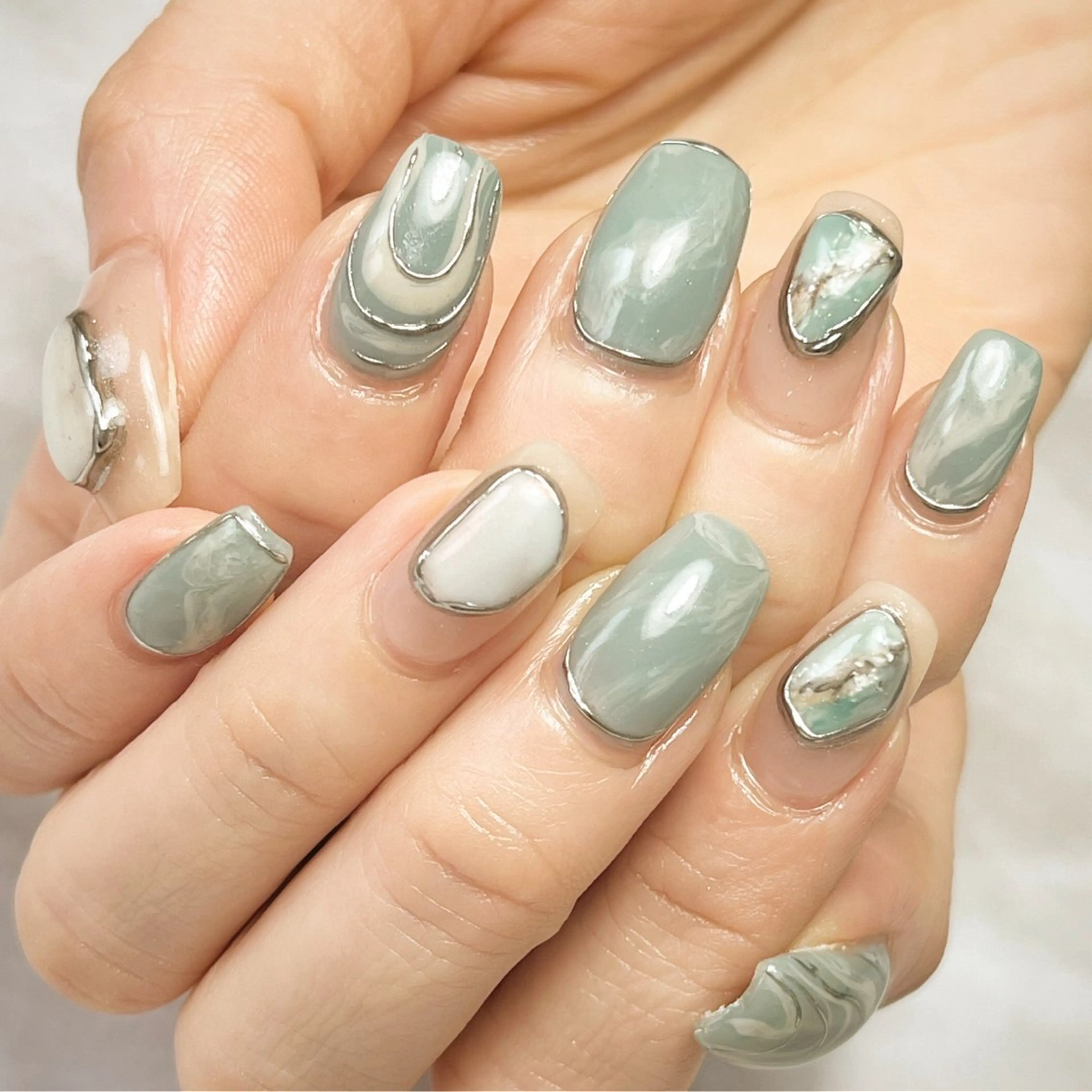 ネイル ハンドネイル 丁寧カウンセリング 個性派ネイルyukoのネイルデザイン