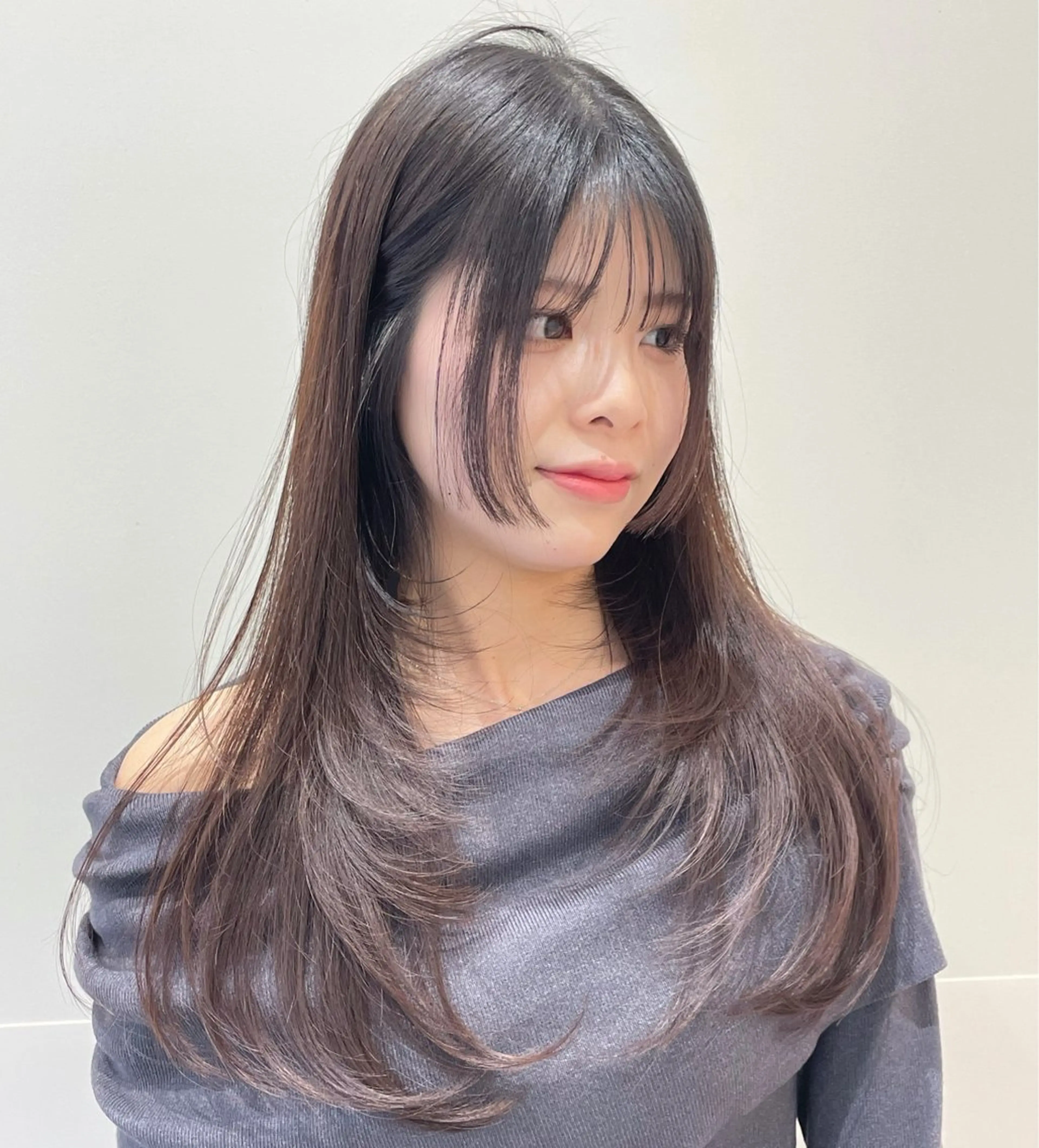 ロング 姫カット 韓国風ヘア レイヤーカット カット ❤︎︎韓国ヘア❤︎︎ 𝑺𝒉𝒊𝒉𝒐のヘアスタイル