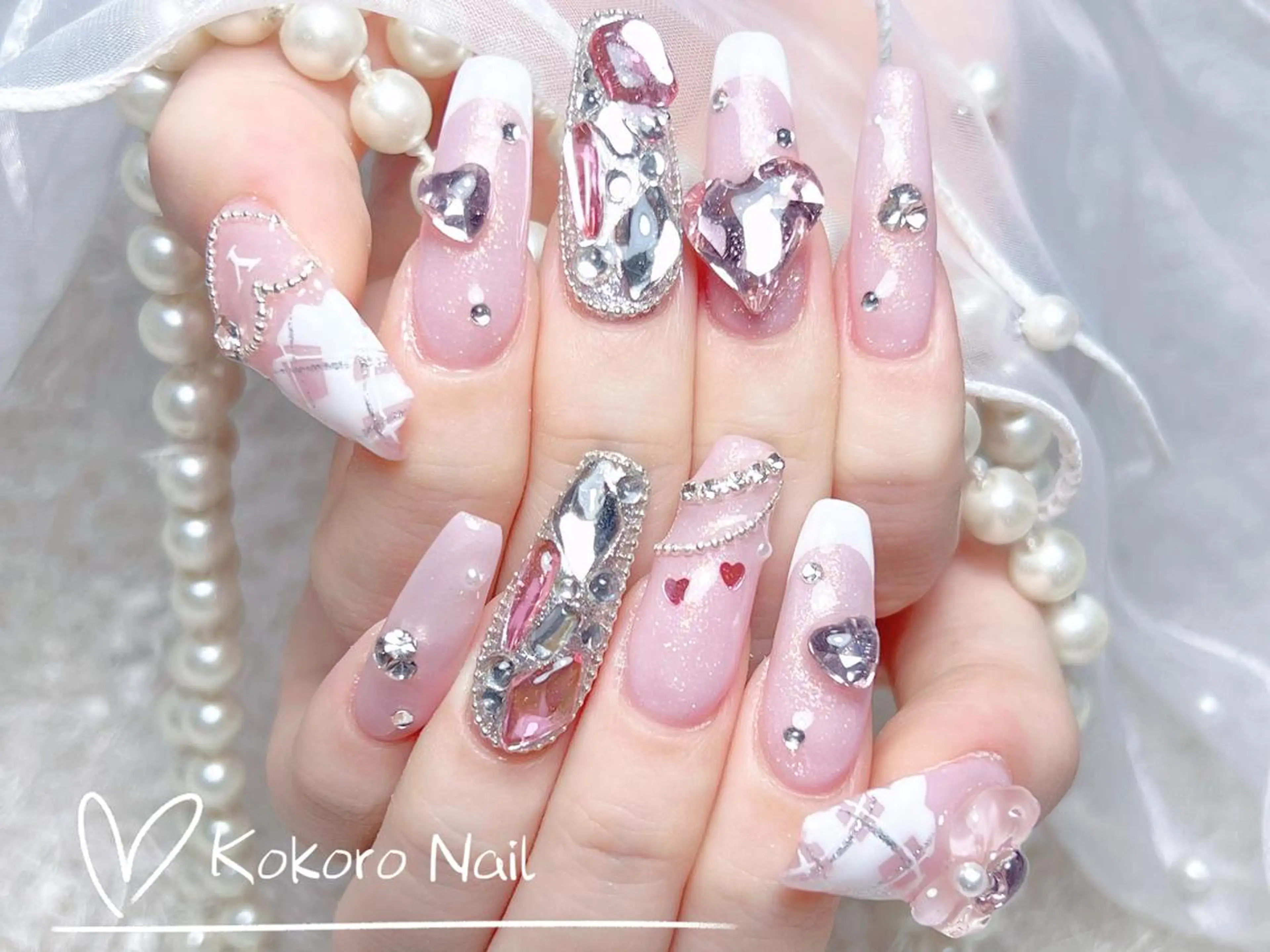 ネイル ハンドネイル ハンドケア 🎀ナナ 🎀のネイルデザイン