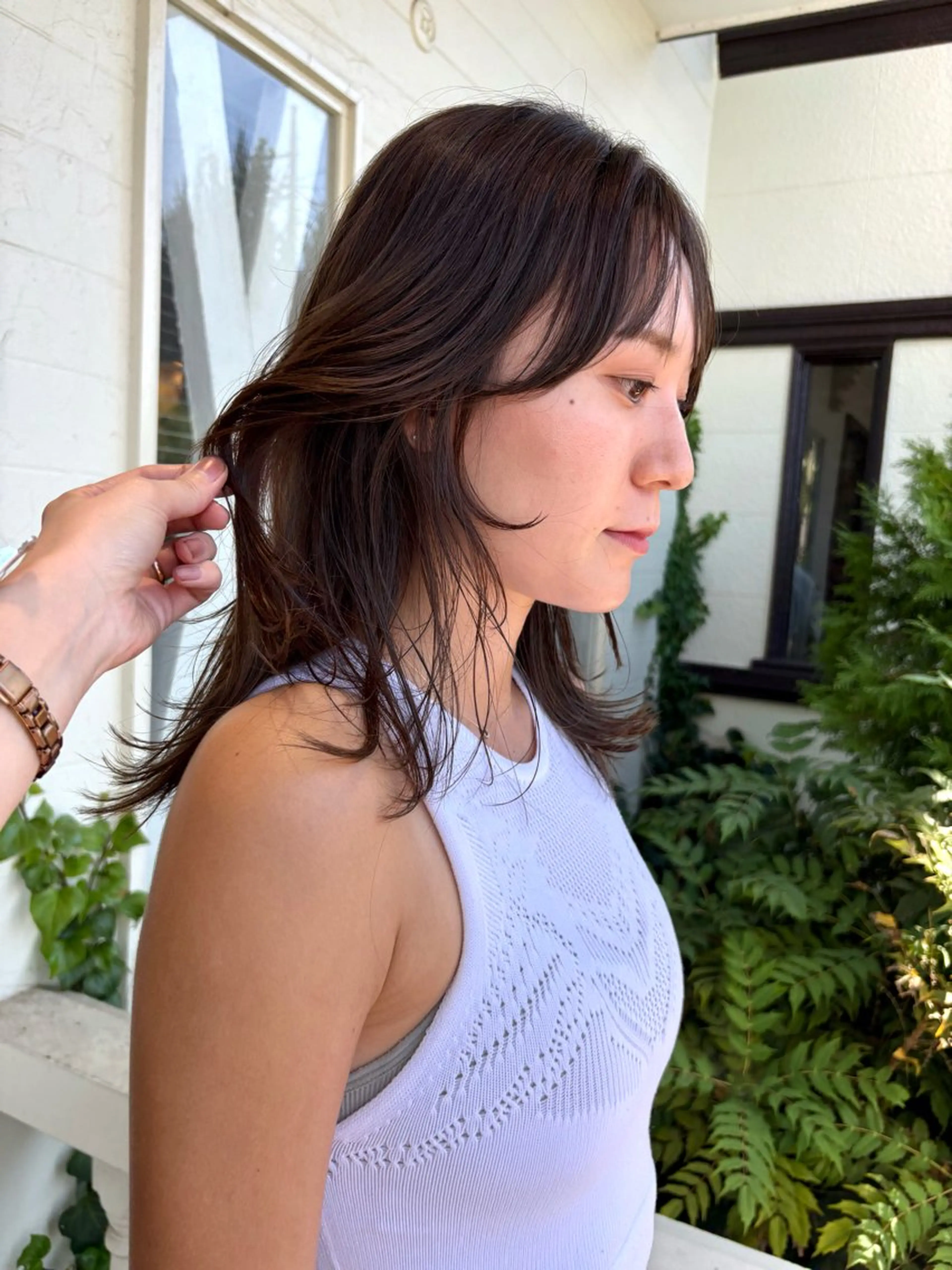 ロング カラー グレージュ 顔周りカット レイヤーカット カット ヘアカラー 江原 彩華のヘアスタイル