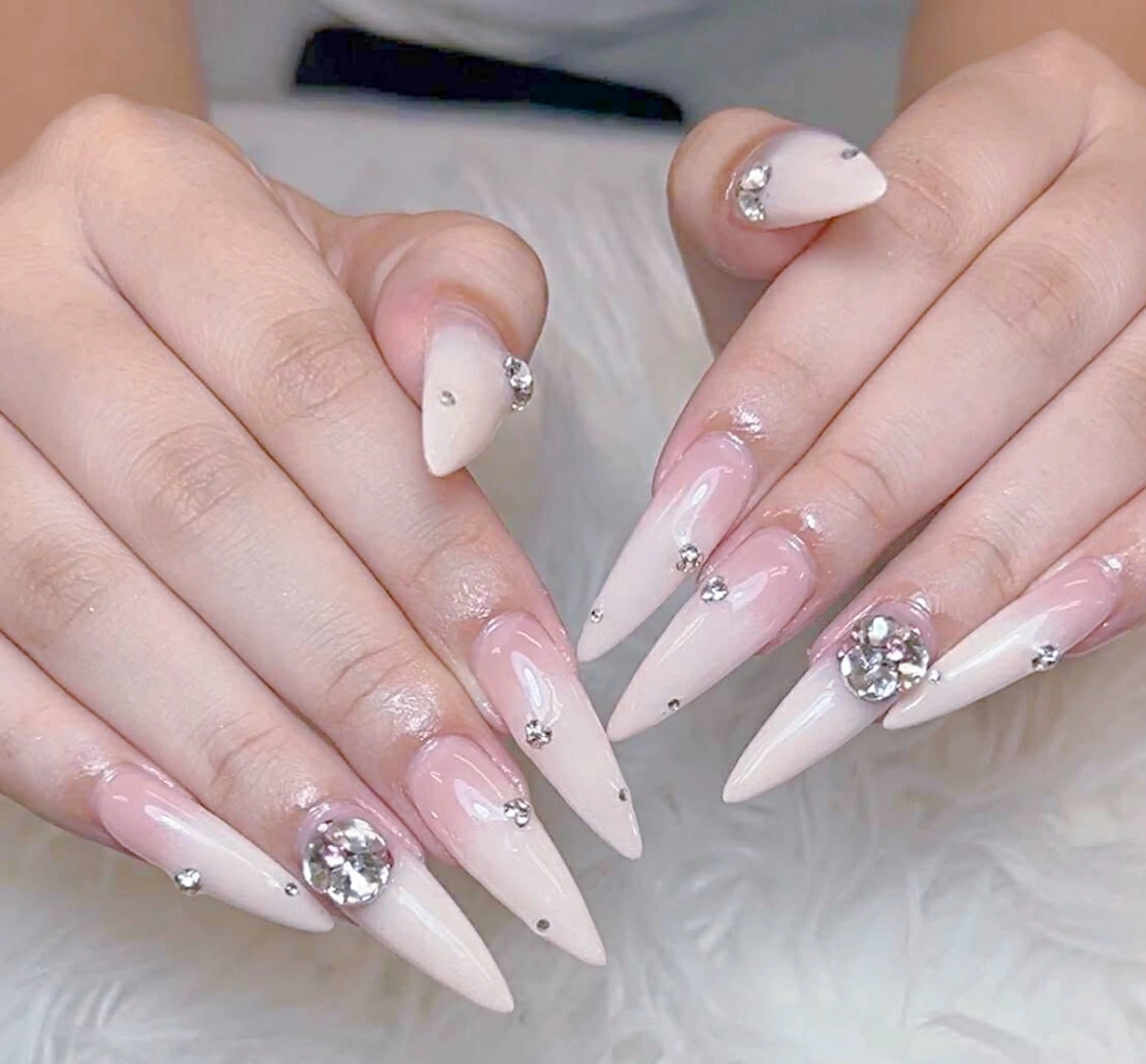 ネイル チークネイル 長さ出し フットネイル マグネットネイル 持ち込み ハンドネイル ANH NAIL ゴテゴテ専門店💎のネイルデザイン