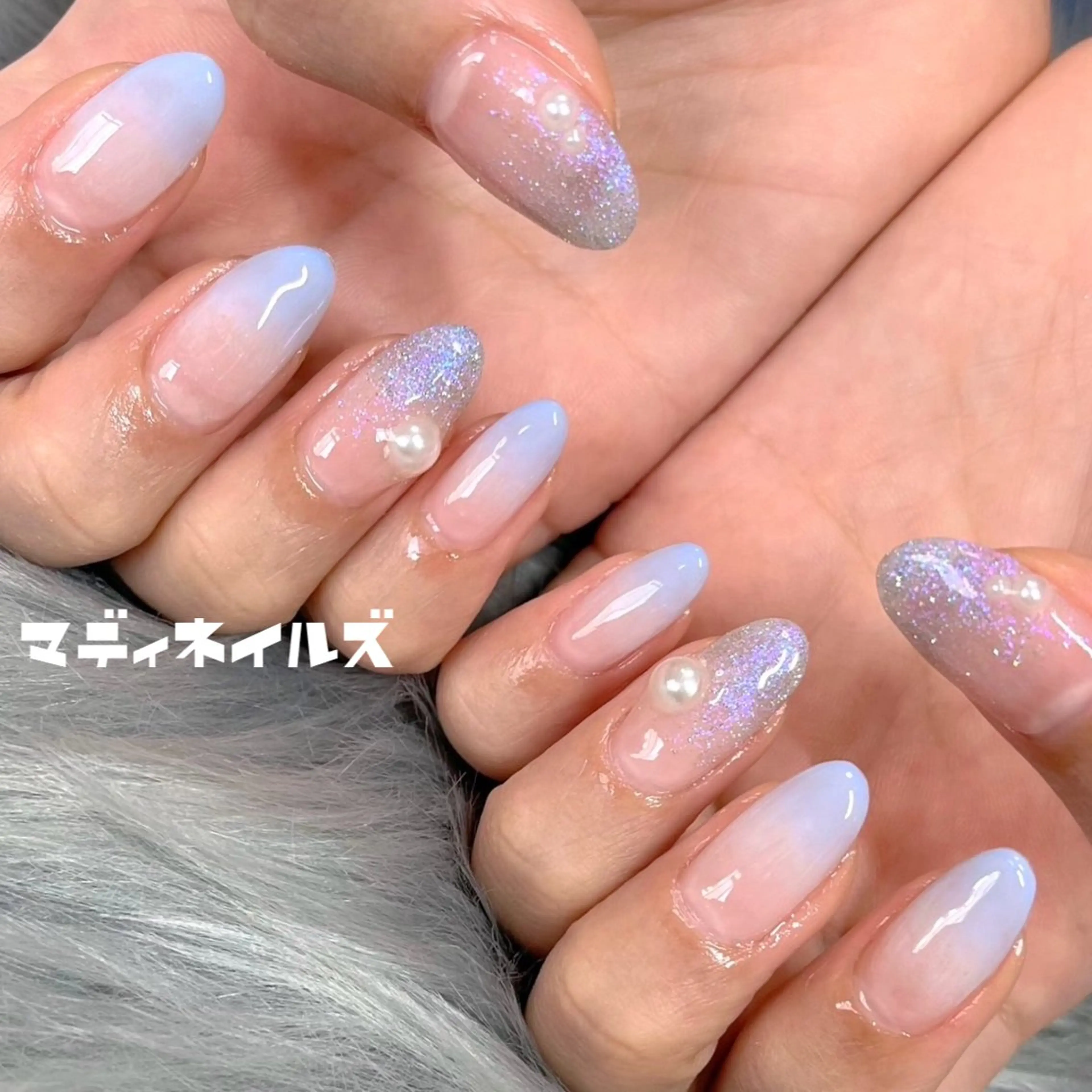 ネイル フラッシュネイル グラデーション ラメ(グリッター) パープル ハンドネイル MADDY NAILS所属・MADDYNAILS ✴︎柏痛ネイルのネイルデザイン
