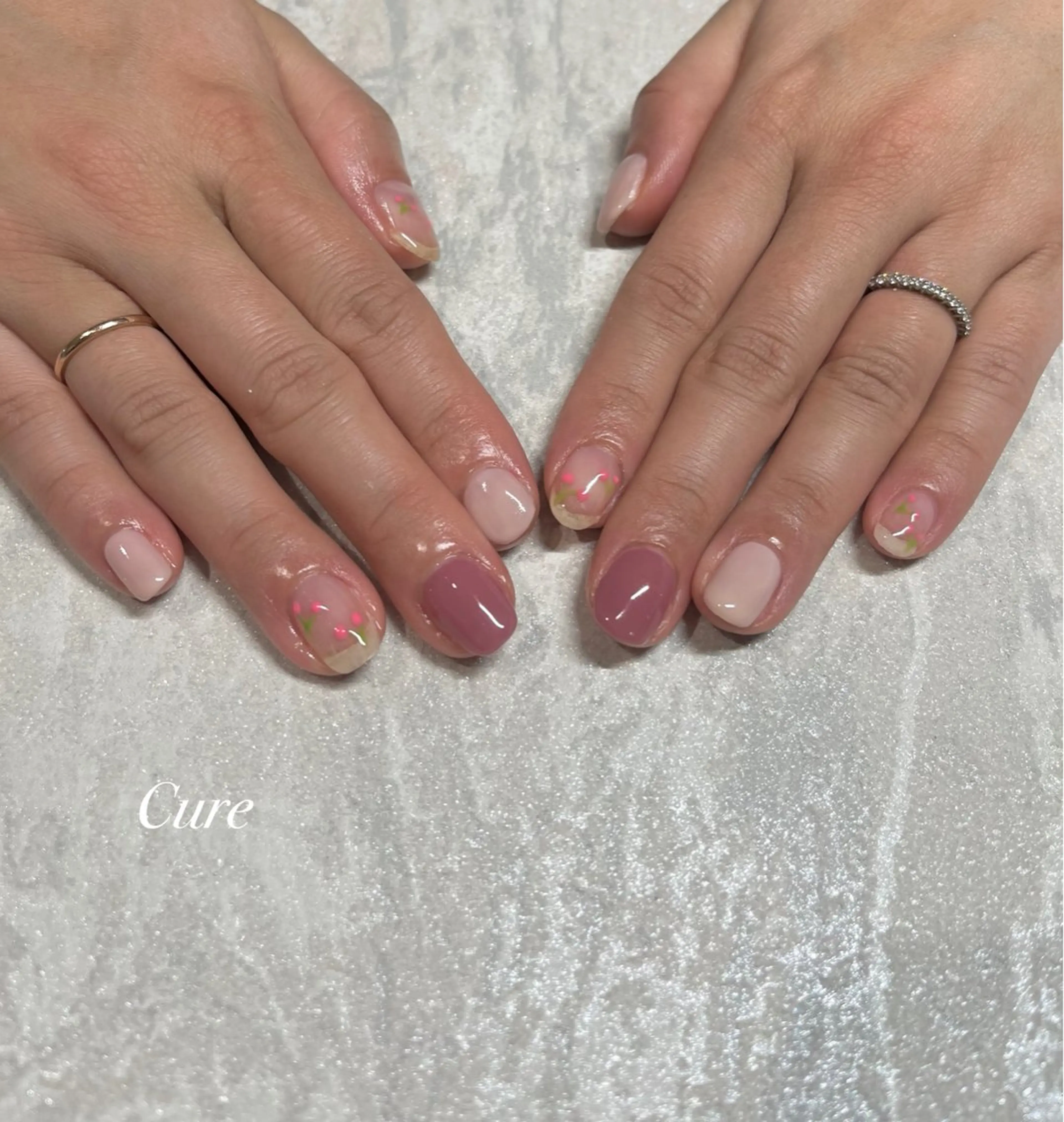 ネイル ハンドネイル Nail&まつげエクステSalon Cure所属・岡本 奈央子のネイルデザイン
