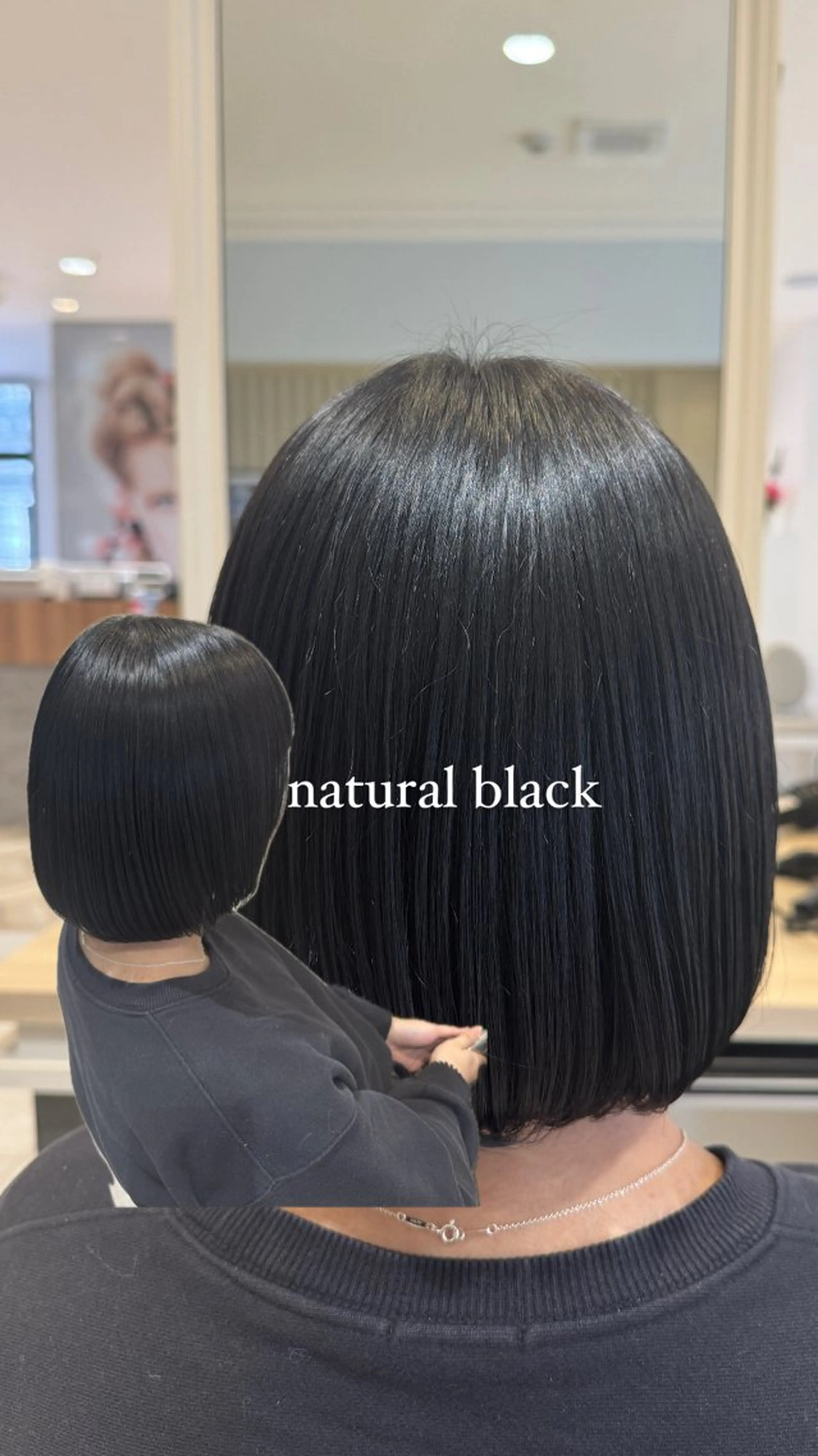 ミディアム カラー 黒髪 ブルーカラー ブルーブラック 透明感カラー ボブ 顔周りレイヤー/ウル フカット/RIN🍎のヘアスタイル