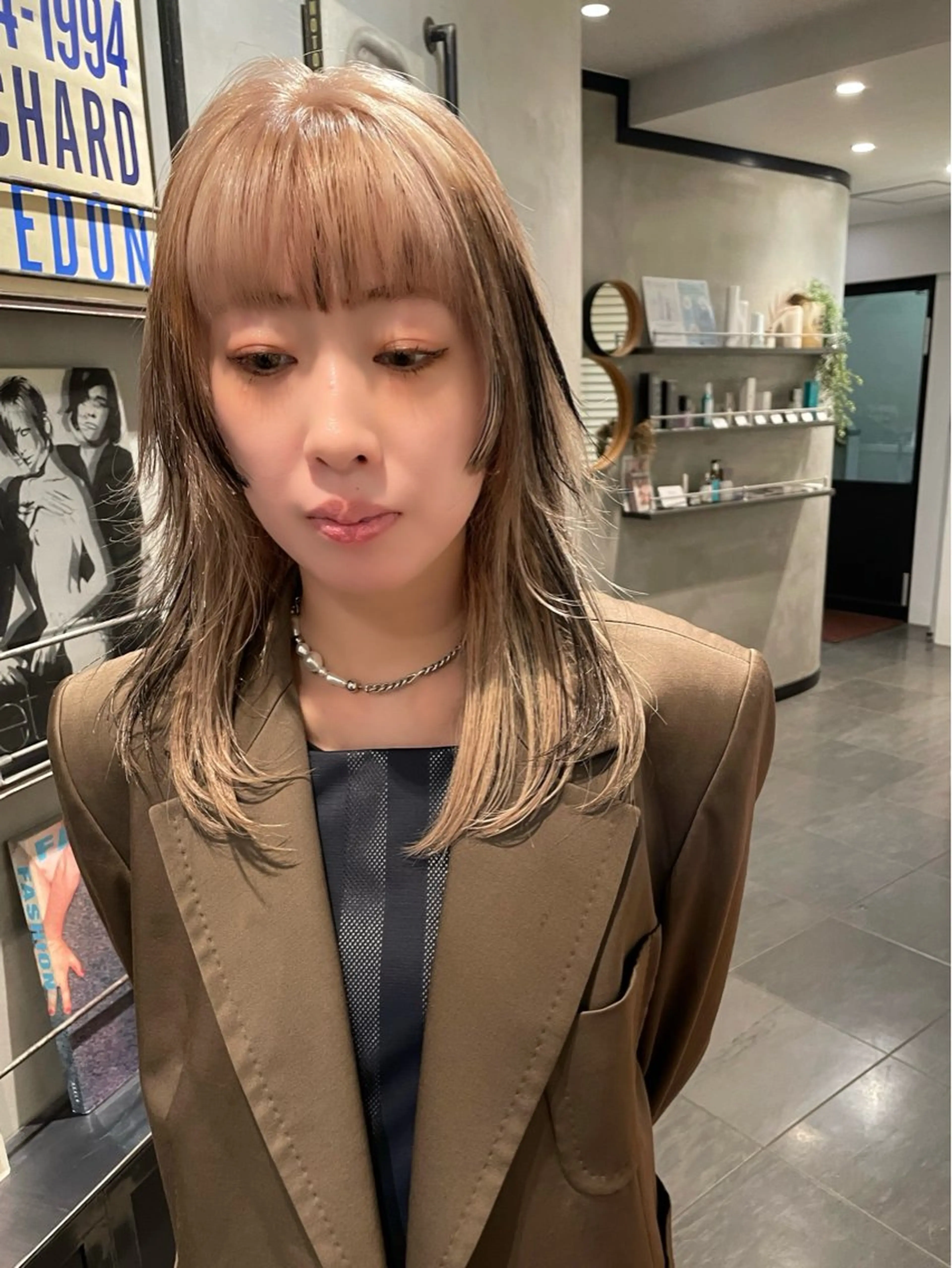 ミディアム カラー カット ヘアカラー トリートメント 優 作のヘアスタイル