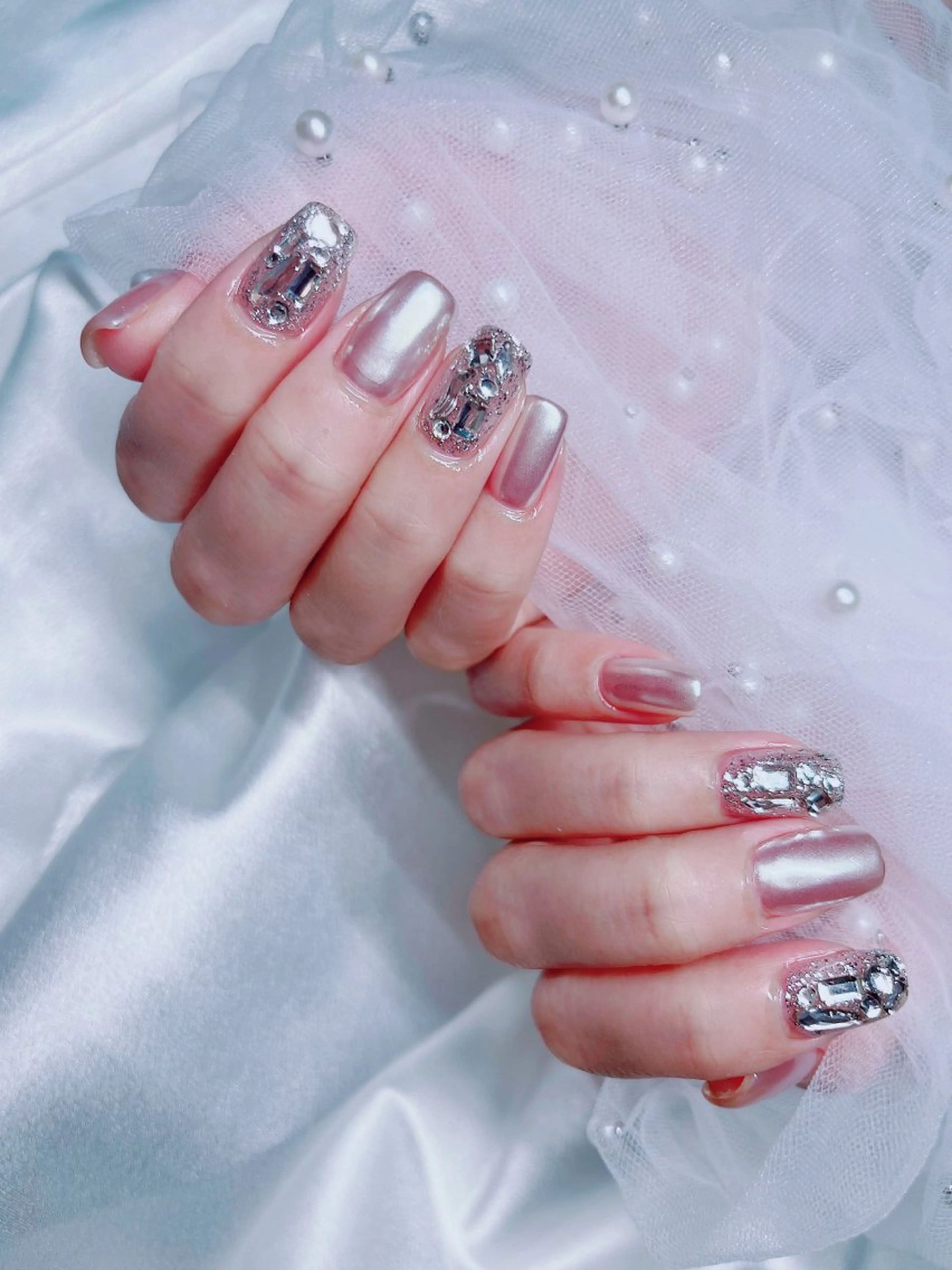 ネイル Cutil Nailsalon所属・Cutil. Nail🌈のネイルデザイン
