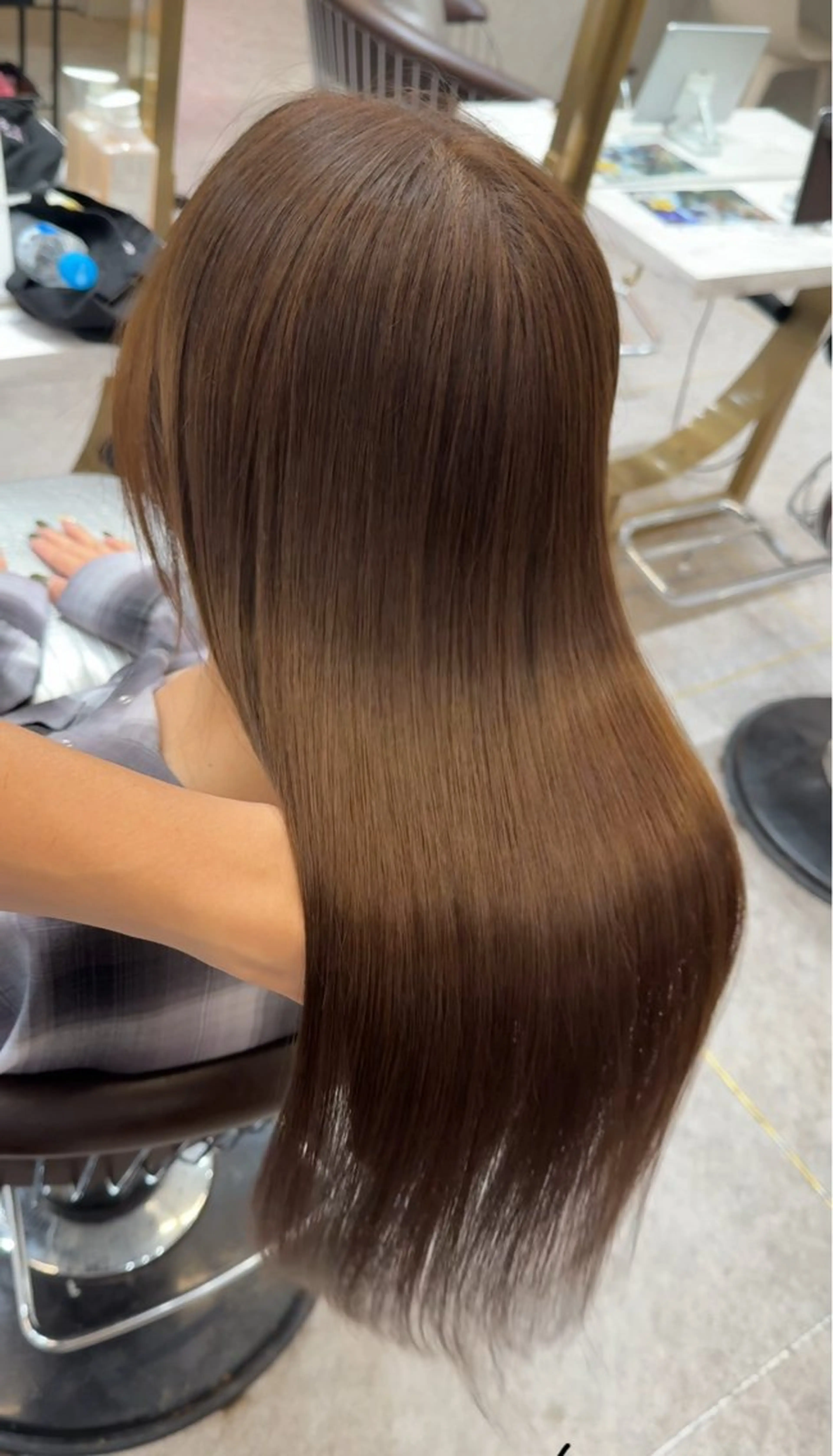 ロング パーマ カット 縮毛矯正 トリートメント ケアブリーチ 韓国レイヤーKYONのヘアスタイル