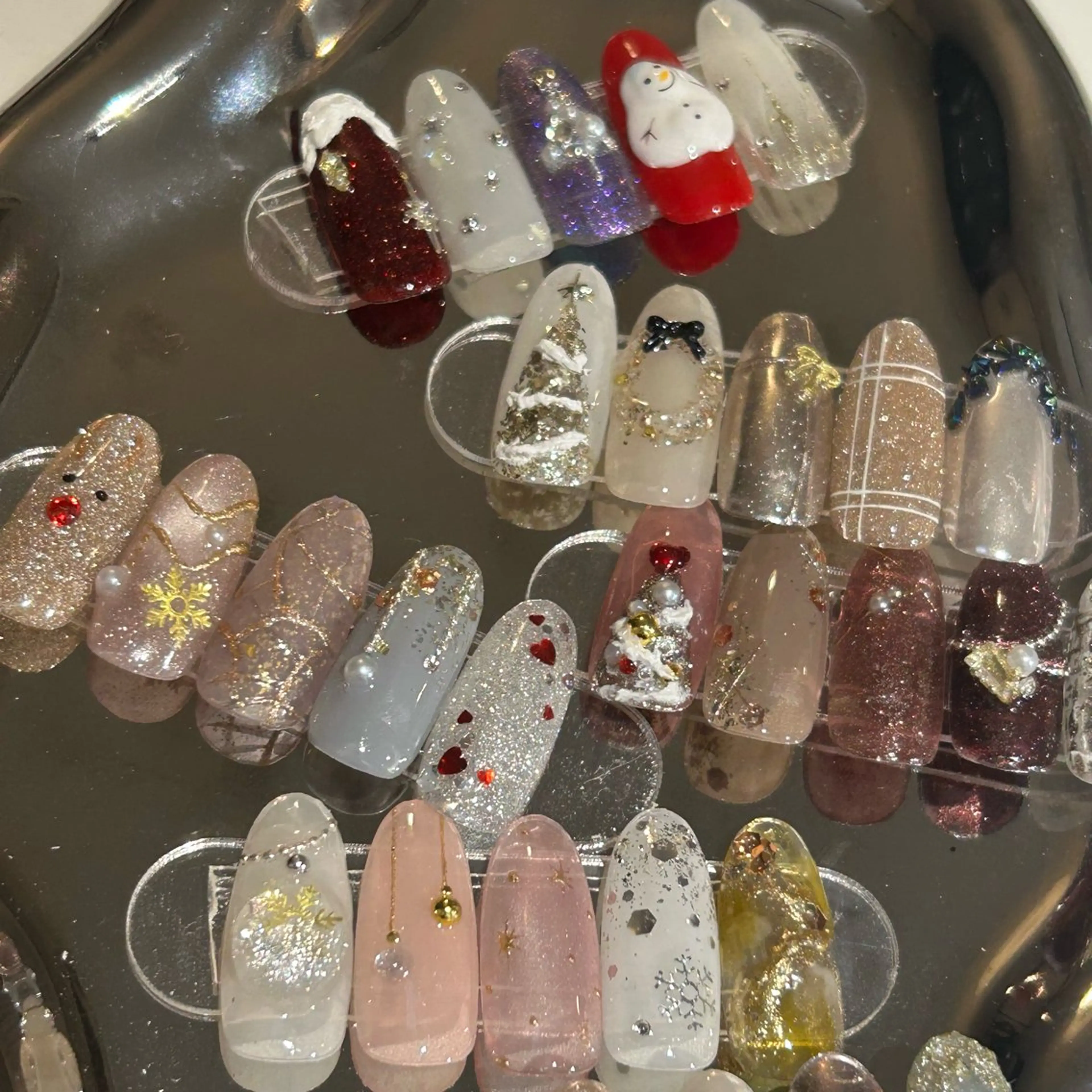 ネイル キラキラネイル 韓国ネイル マグネットネイル ミラーネイル 冬ネイル ハンドネイル nail salon ideal所属・ideal wakanaのネイルデザイン