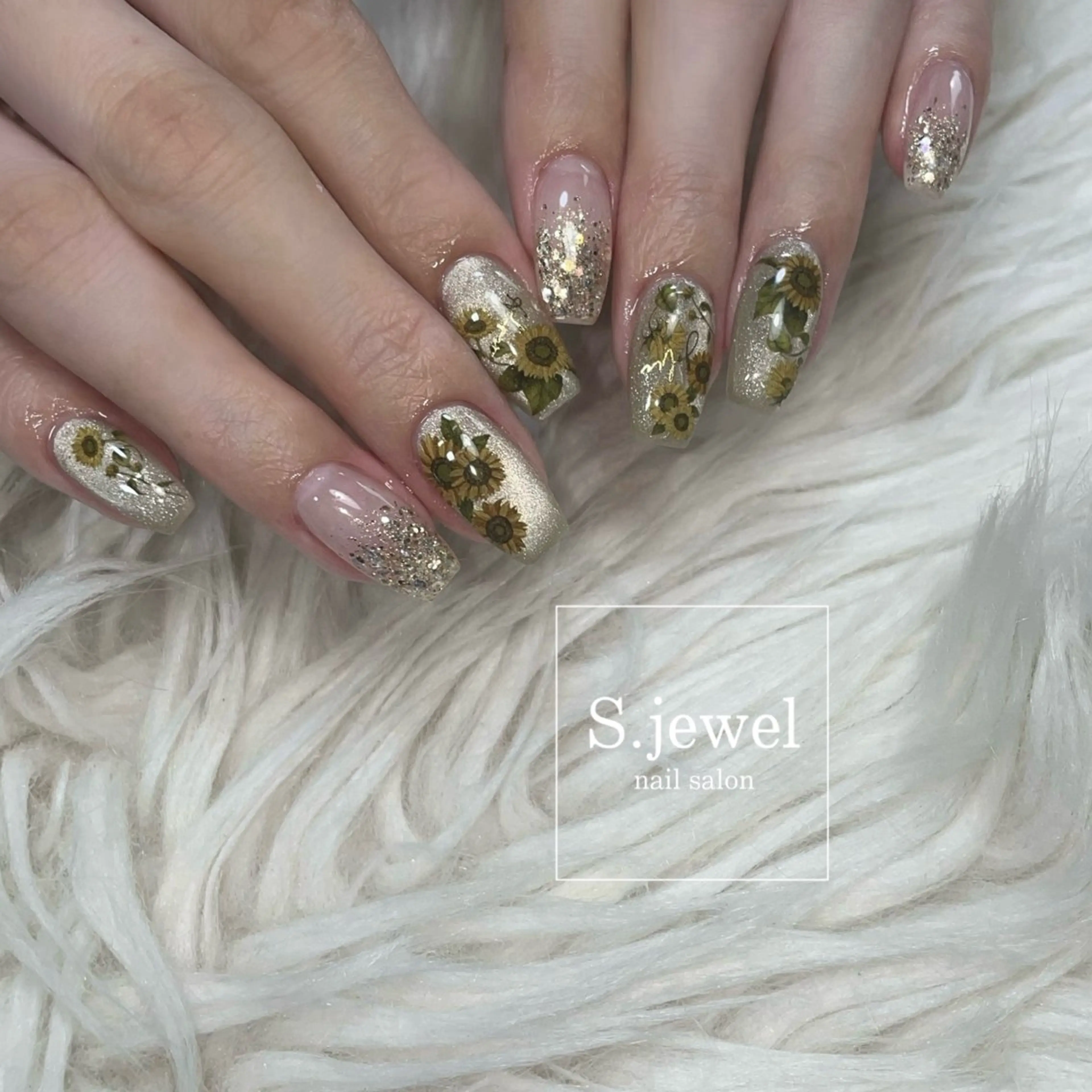 ネイル S♡JEWEL所属・S. JEWELのネイルデザイン