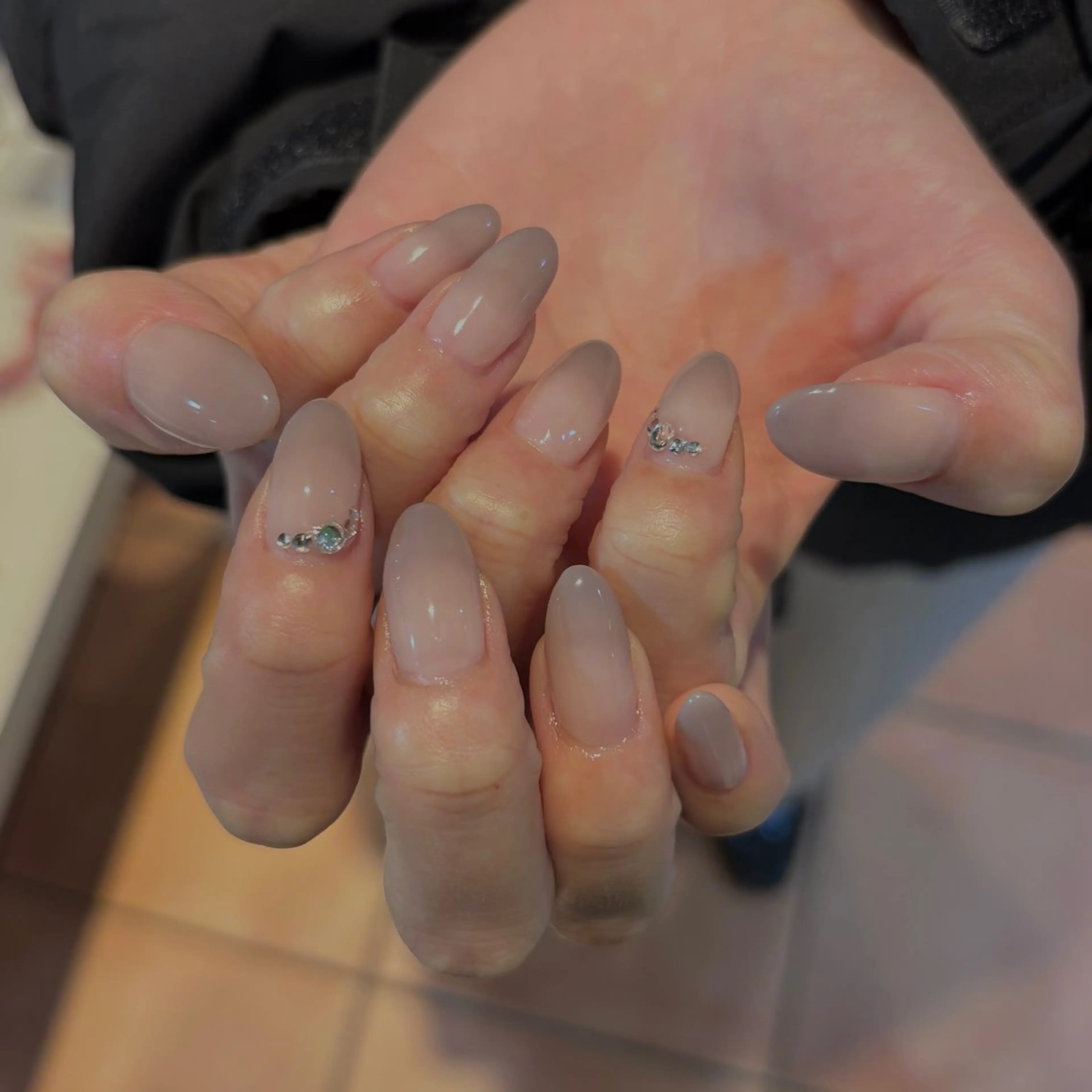 ネイル ハンドネイル YURIN 𓈒ㅤׂ 𝜗𝜚のネイルデザイン