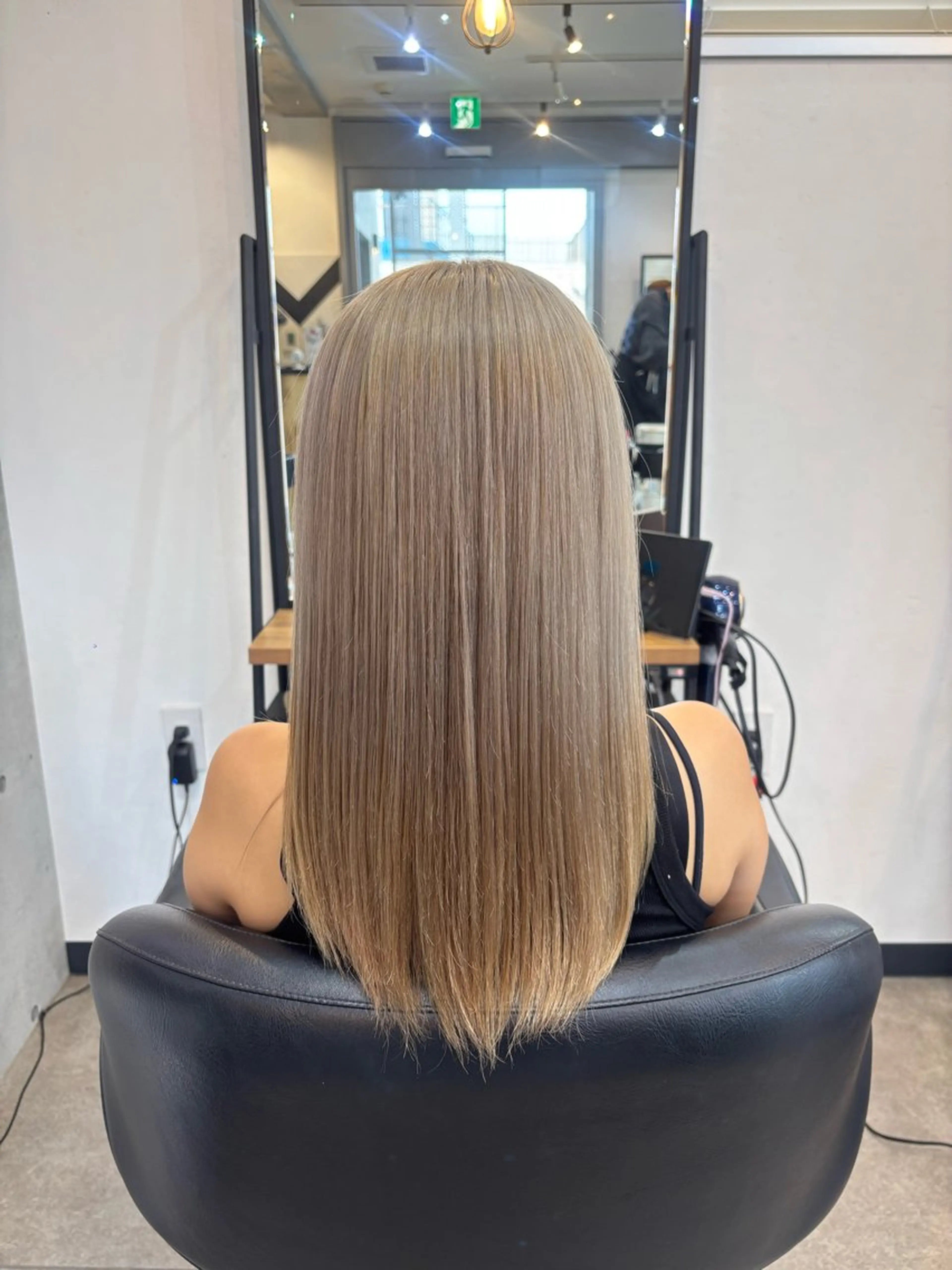 ミディアム カラー ヘアカラー トリートメント DEST ゆりかのヘアスタイル