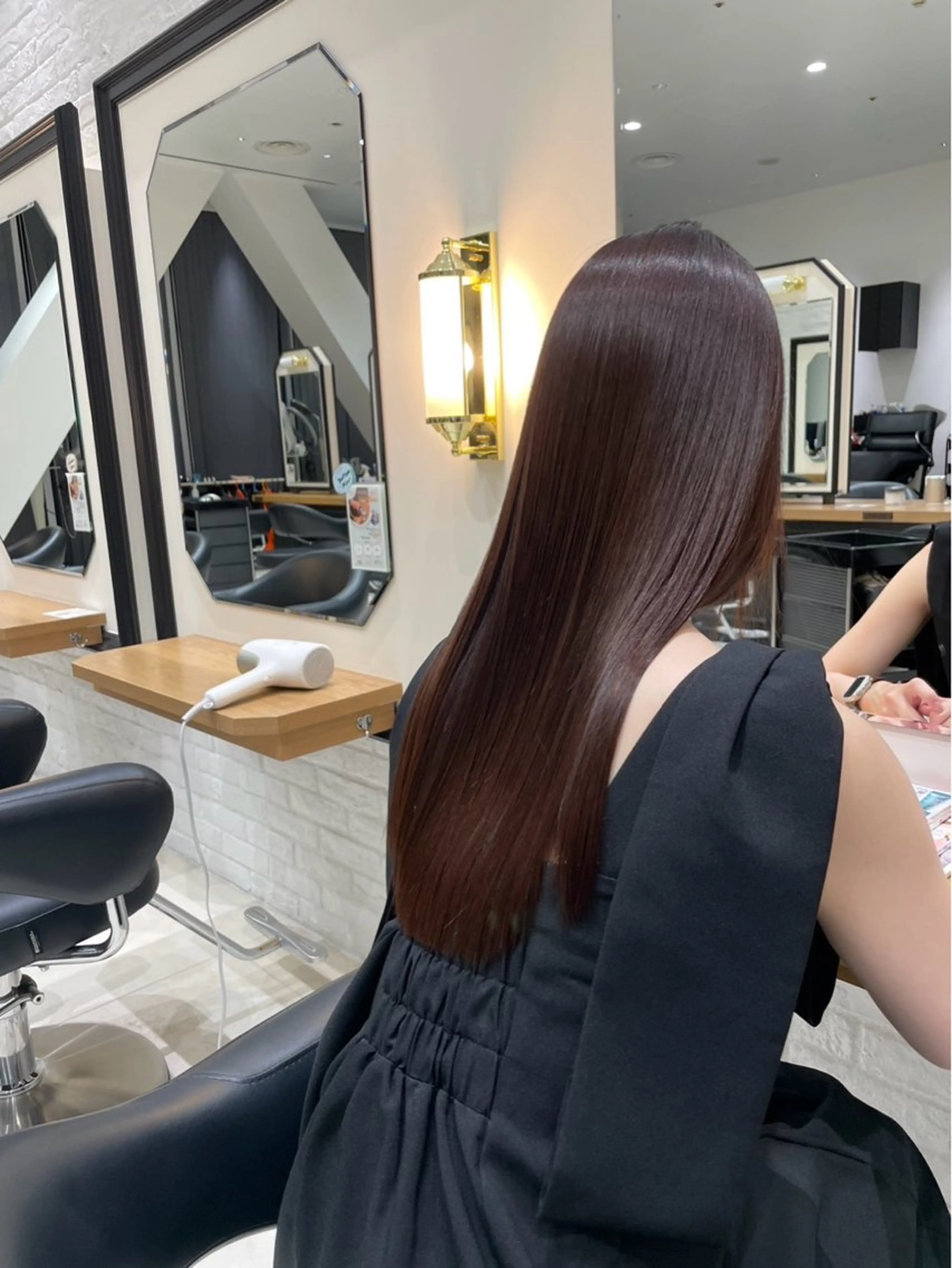 ロング Reira 【GRANMASH】のヘアスタイル