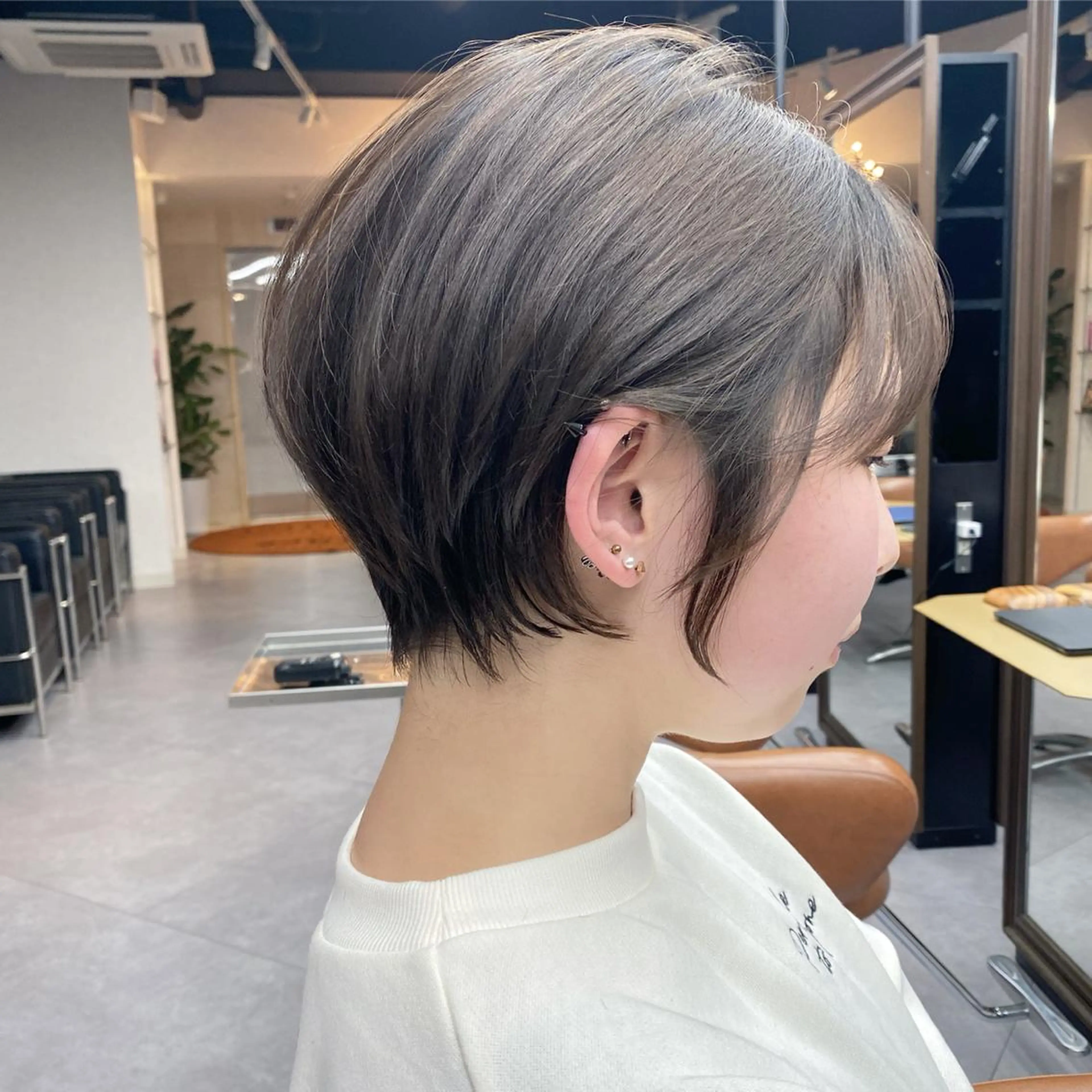 ショート ショートボブ ボブ くびれヘア ショートヘア カット ヘアカラー トリートメント 縮毛矯正・暗髪 ・ショート　橋本🐶のヘアスタイル