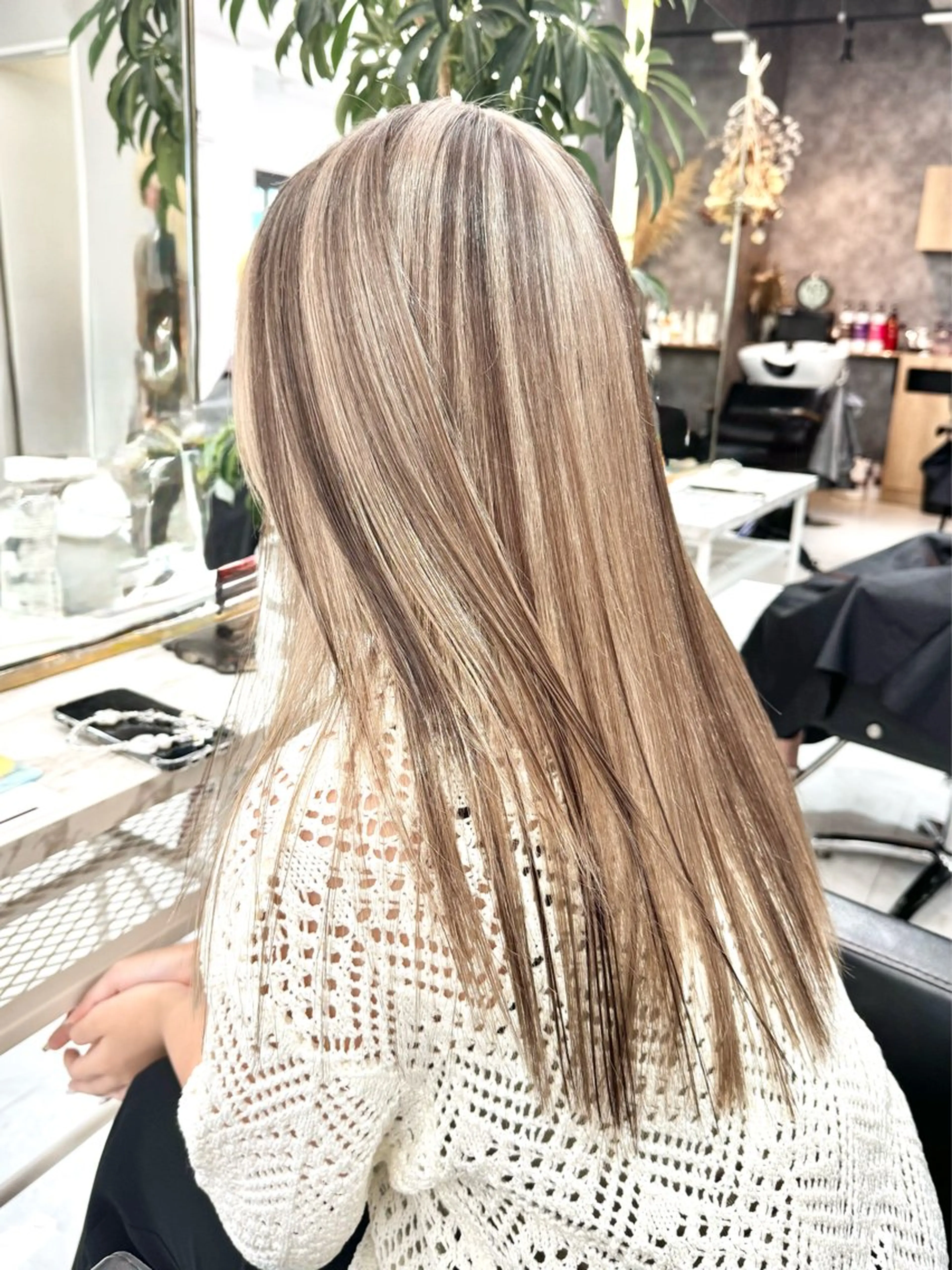 ミディアム カラー パーマ ヘアアレンジ メンズ キッズ カット ヘアカラー トリートメント ハイトーン/ピンク 💗モモ໒꒱のヘアスタイル