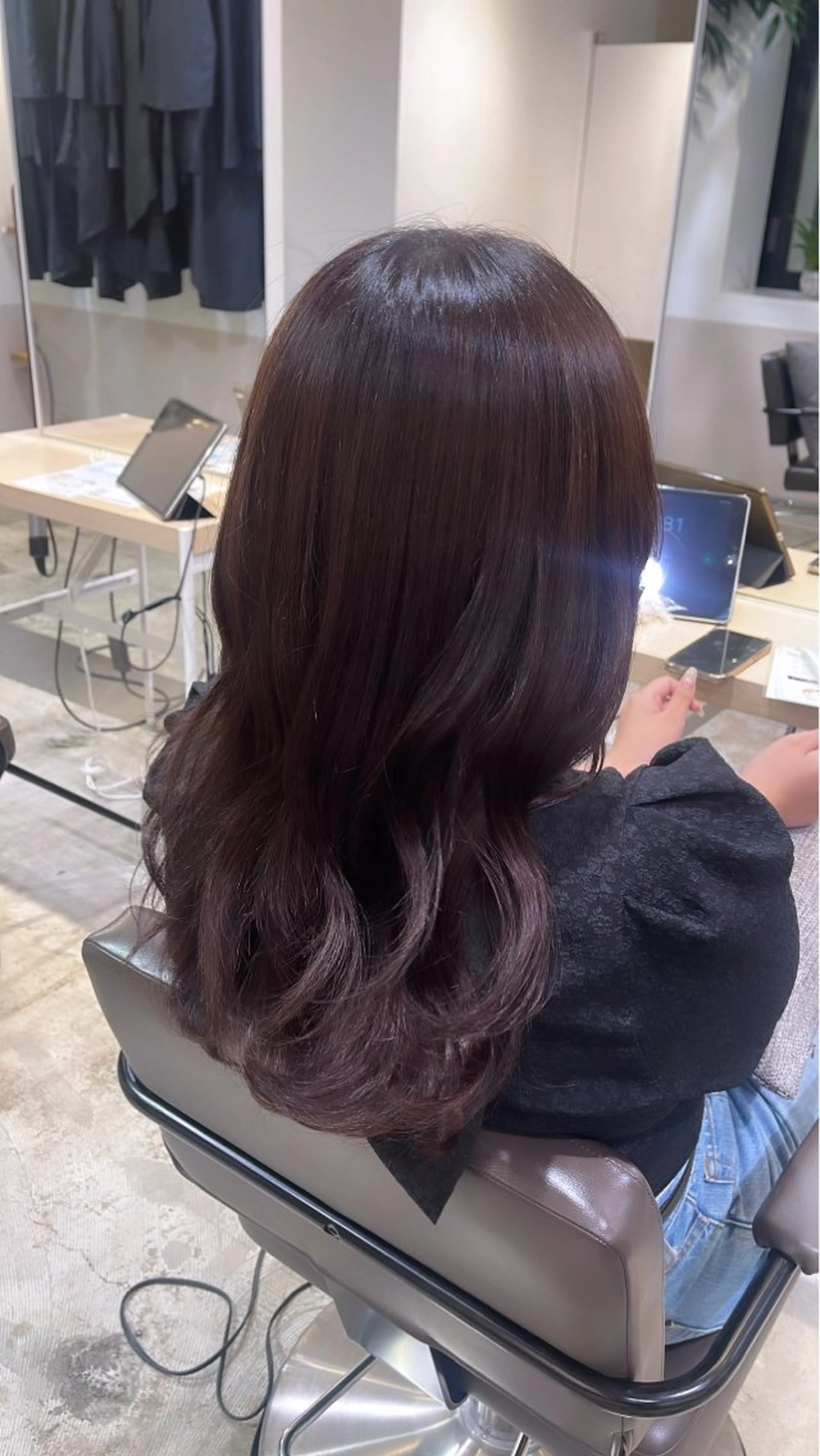 ロング カラー 🎀縮毛矯正／メンズ パーマ🌀／りんのヘアスタイル