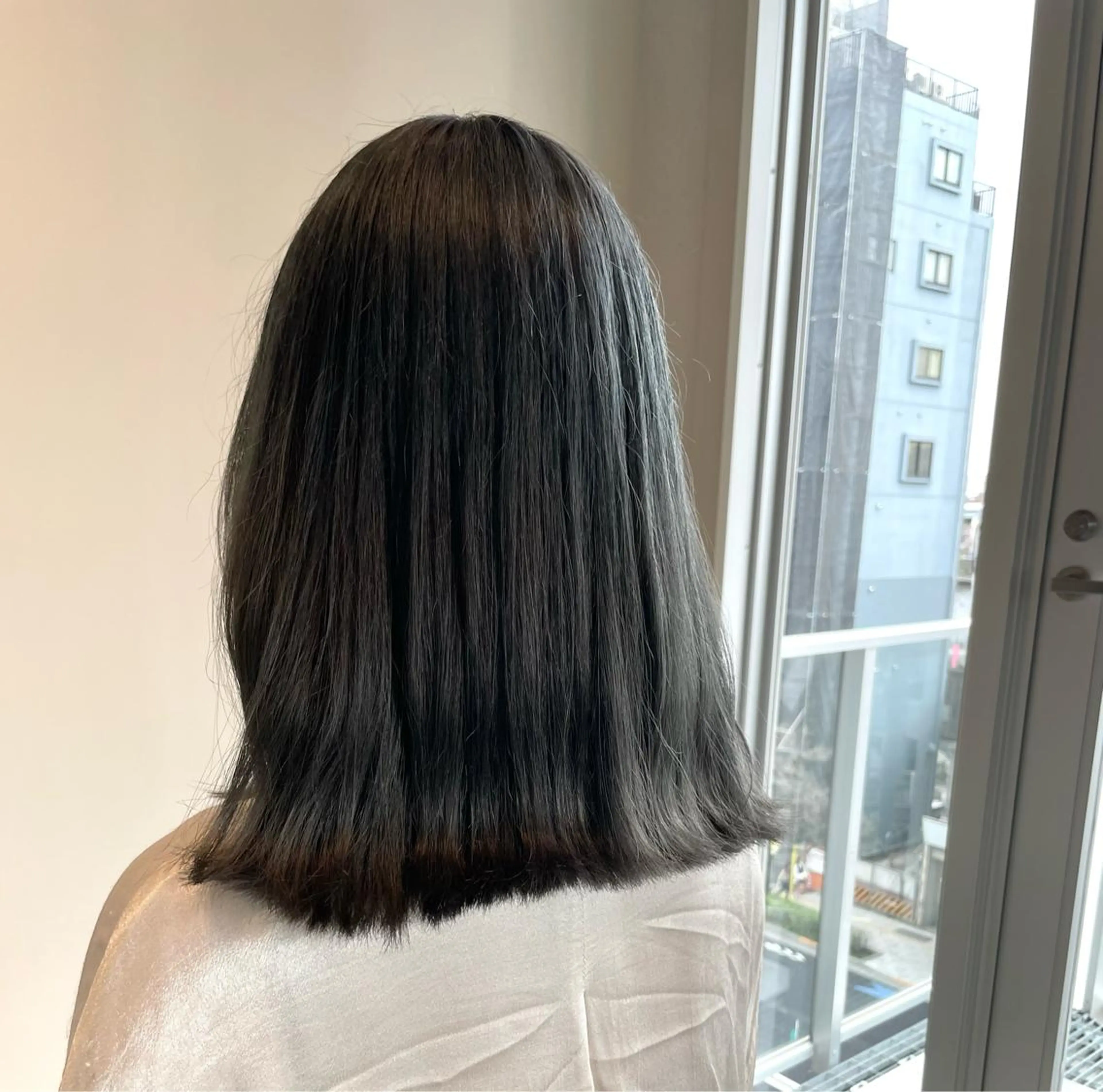 ミディアム カラー カット ヘアカラー トリートメント ✨髪質改善/ブリーチ /ショート高山のヘアスタイル