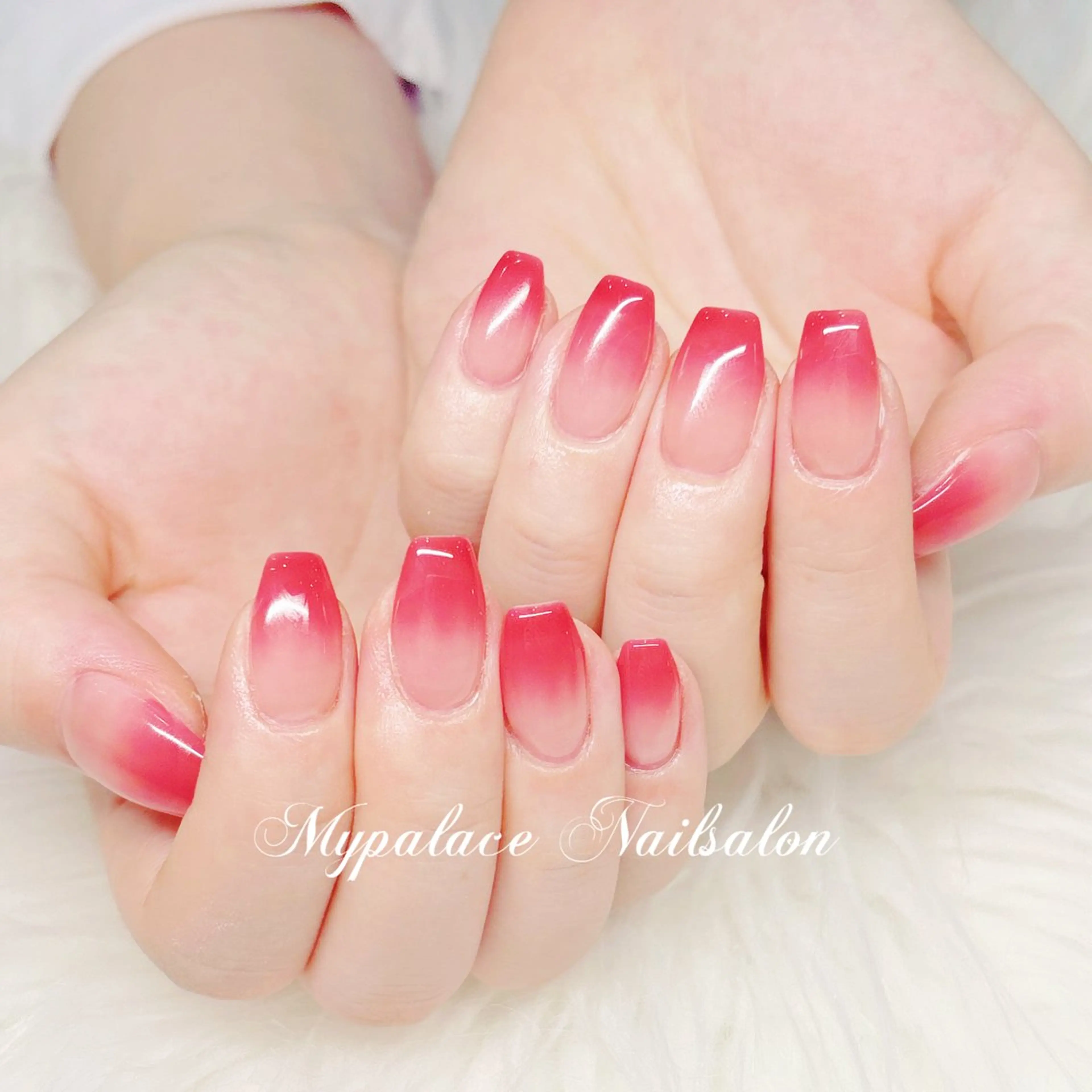 ネイル 赤色 ハンドネイル Yuis Nailスカルプ専門のネイルデザイン
