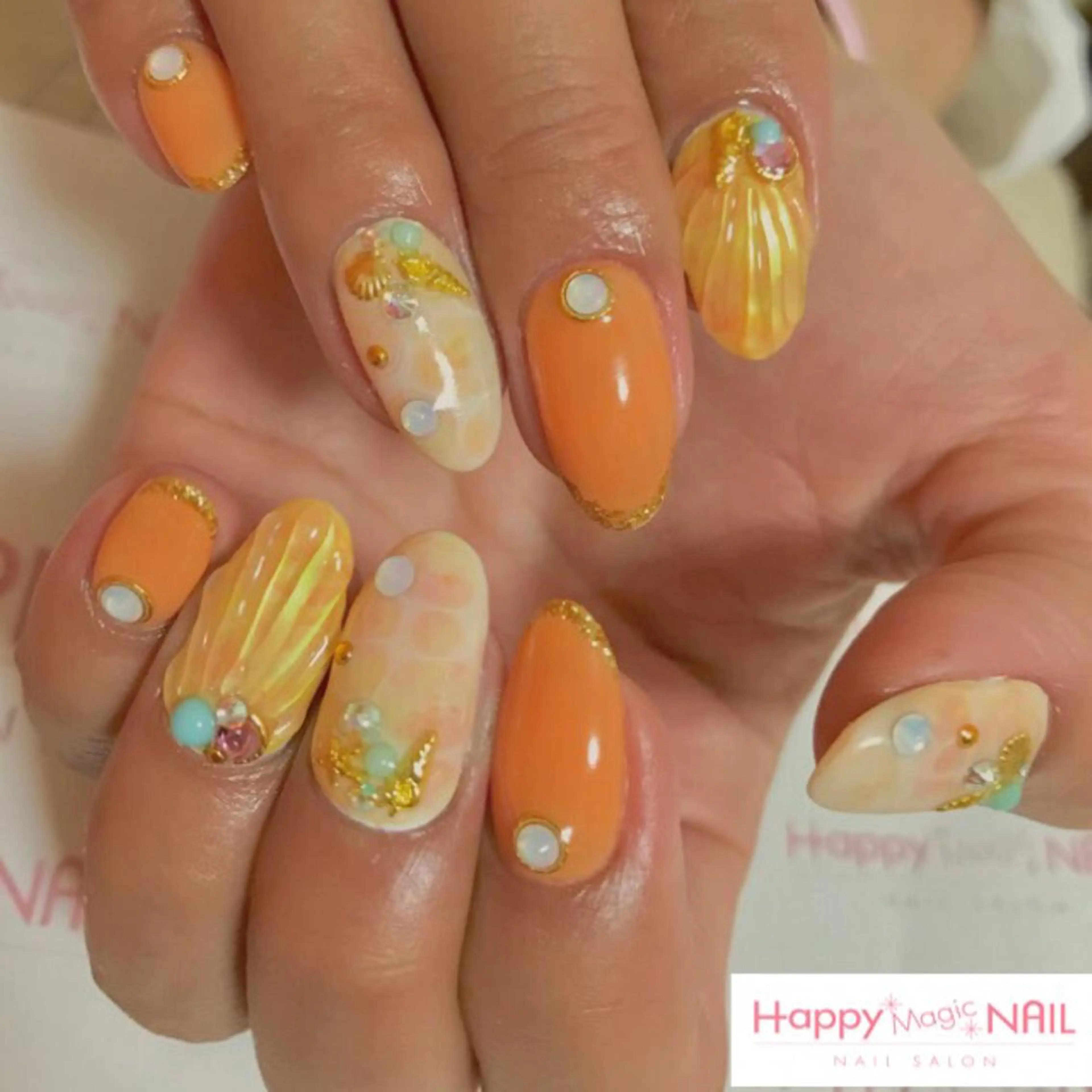 ネイル HappyMagic NAILのネイルデザイン