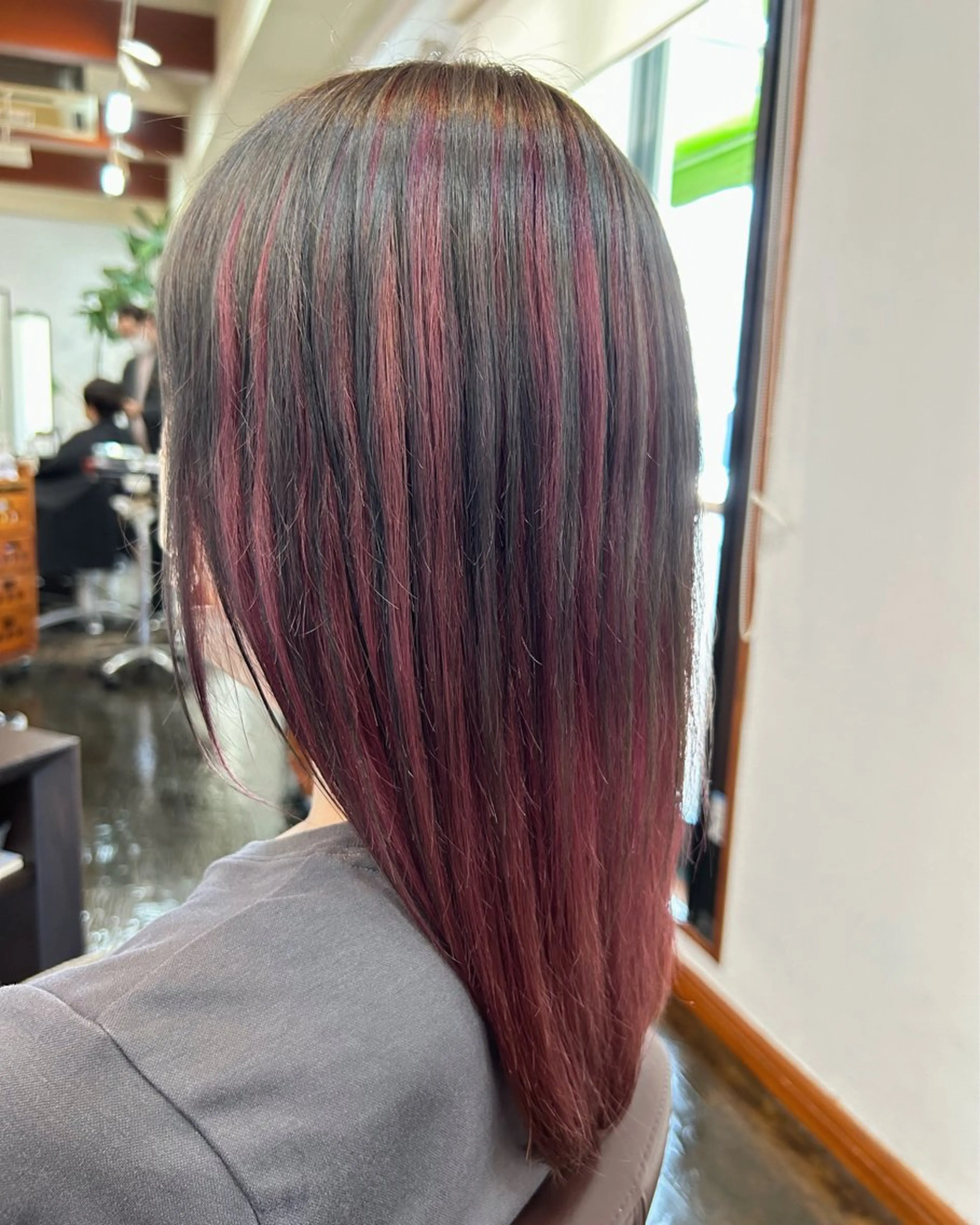 カラー アッシュ ピンクカラー 坂本 瑞季のヘアスタイル