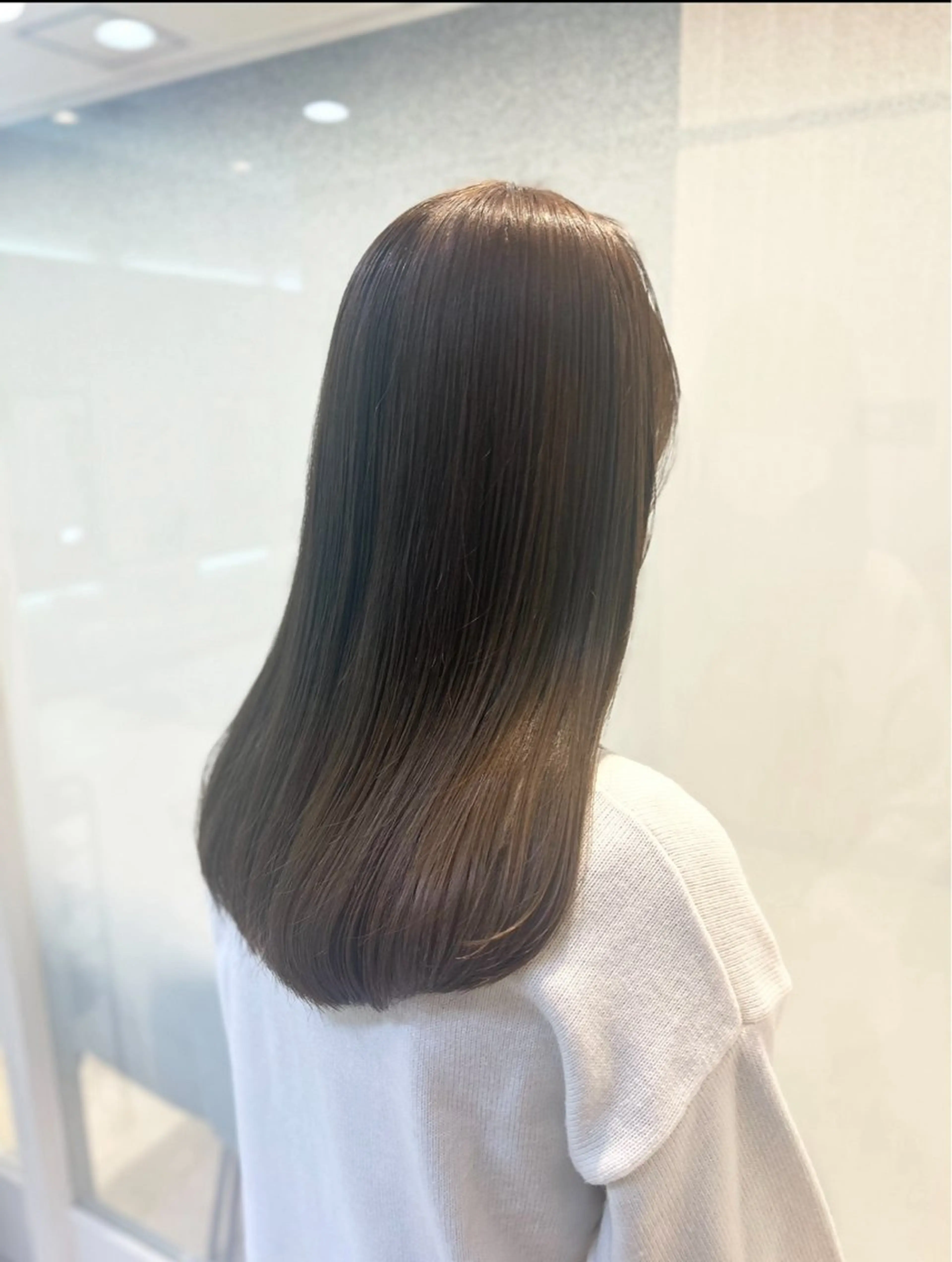 セミロング カラー 艶質改善/縮毛矯正 ササキナツミのヘアスタイル