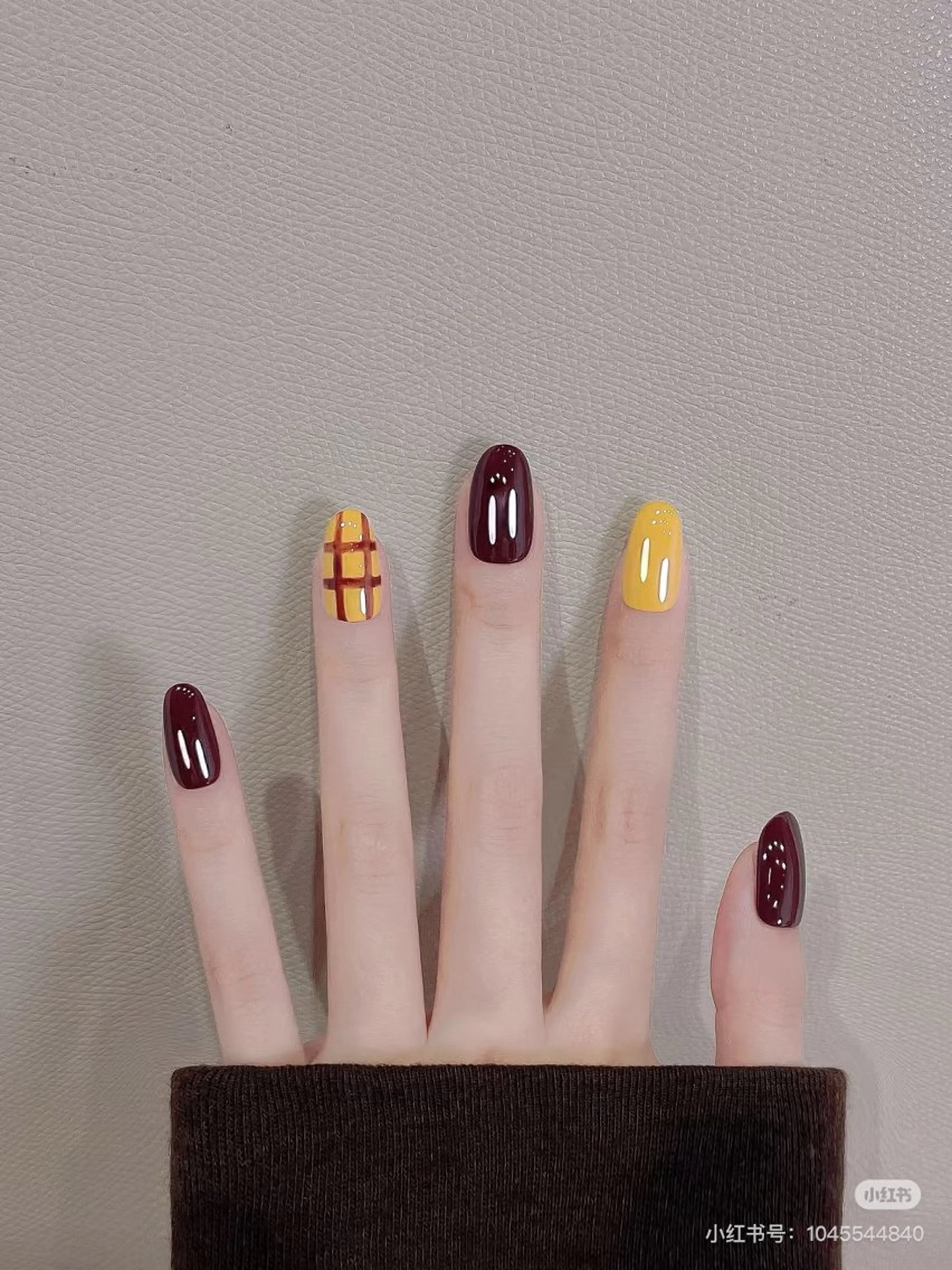 ネイル 高木 維麗絲のネイルデザイン