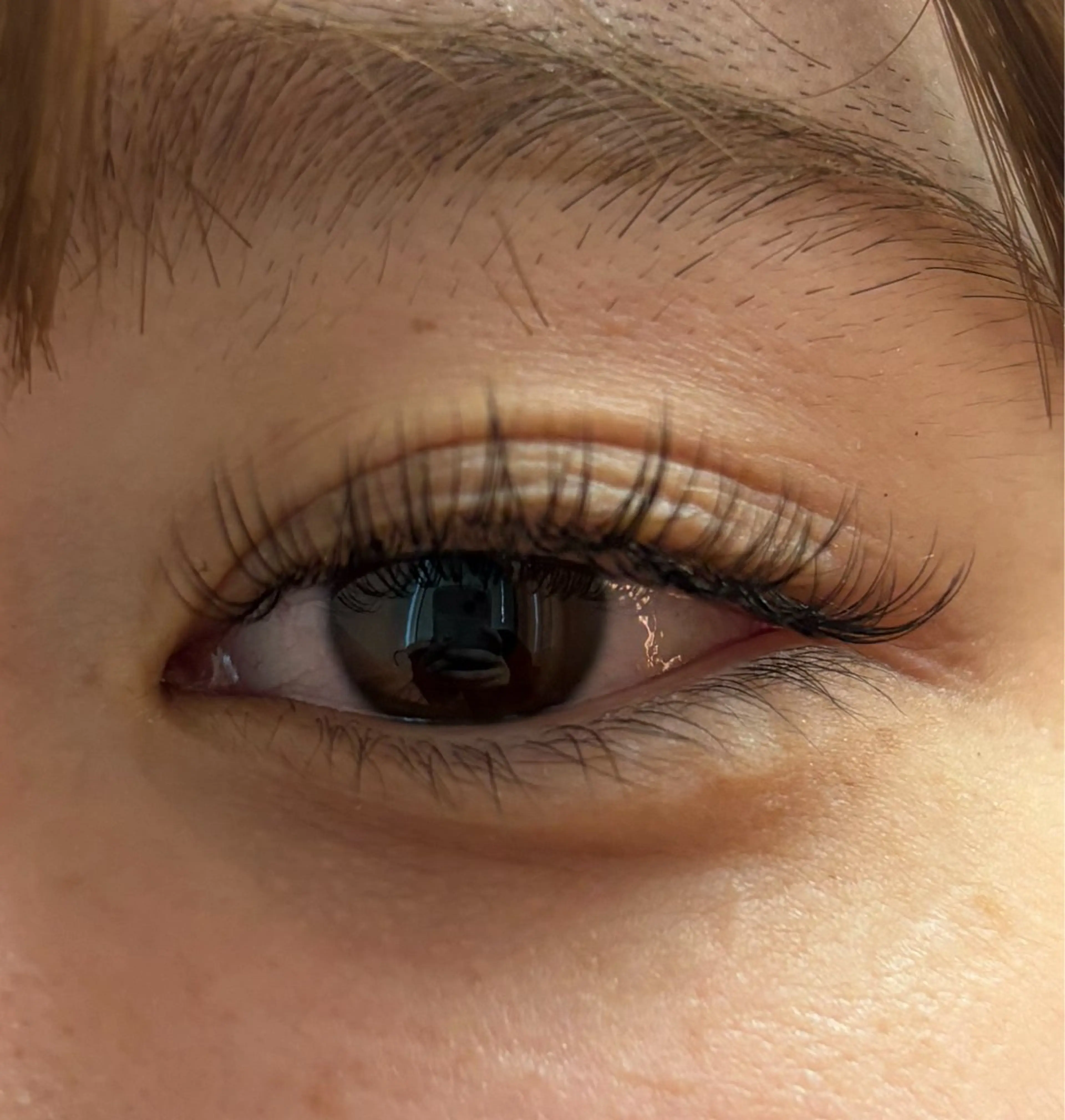マツエク・マツパ ANY Eyelash 筑紫口店所属・吸山 日菜の眉毛・アイブロウイメージ
