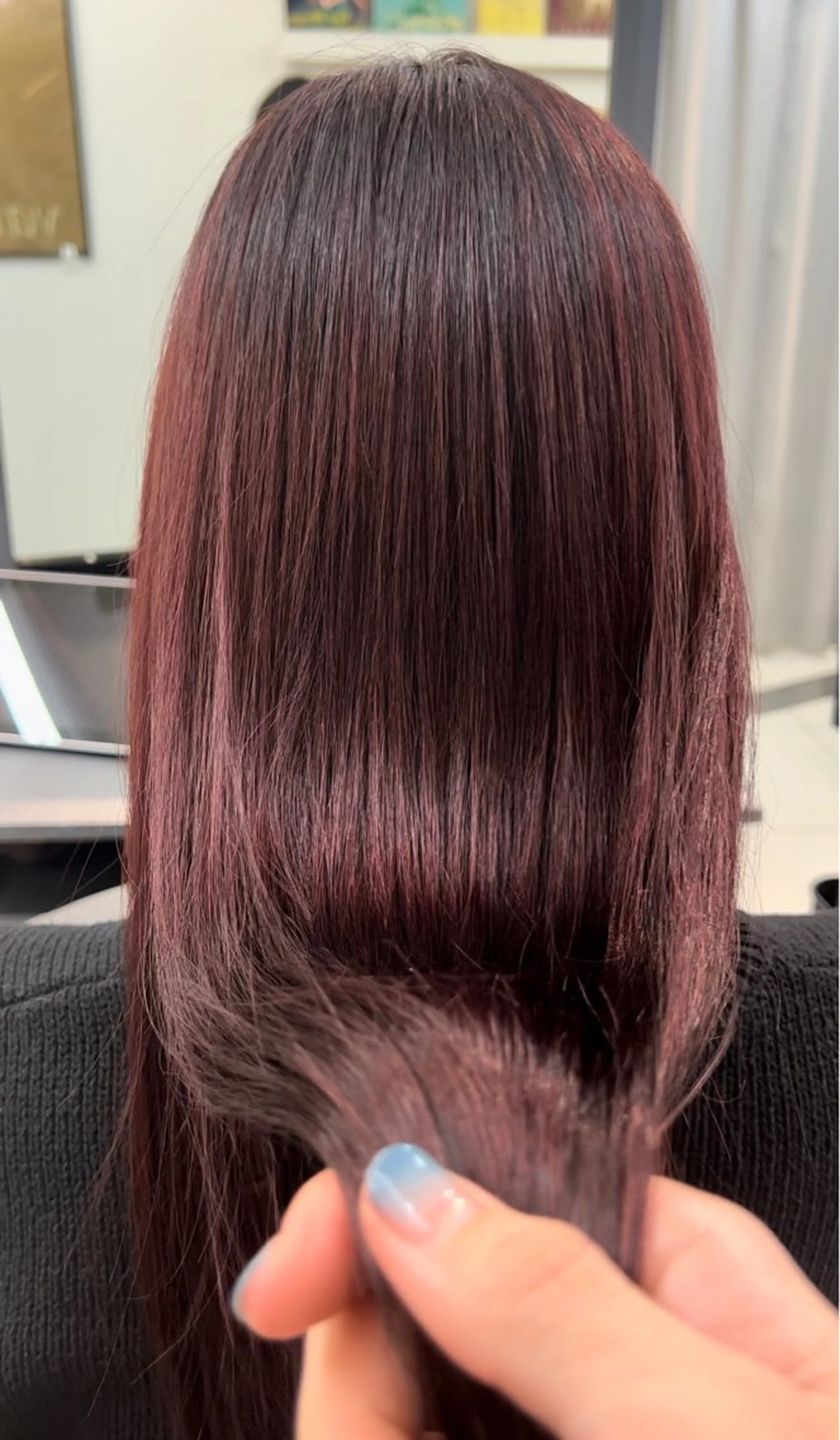 セミロング vain(ヴェイン)所属・レイヤー艶 カラー/kougaのヘアスタイル