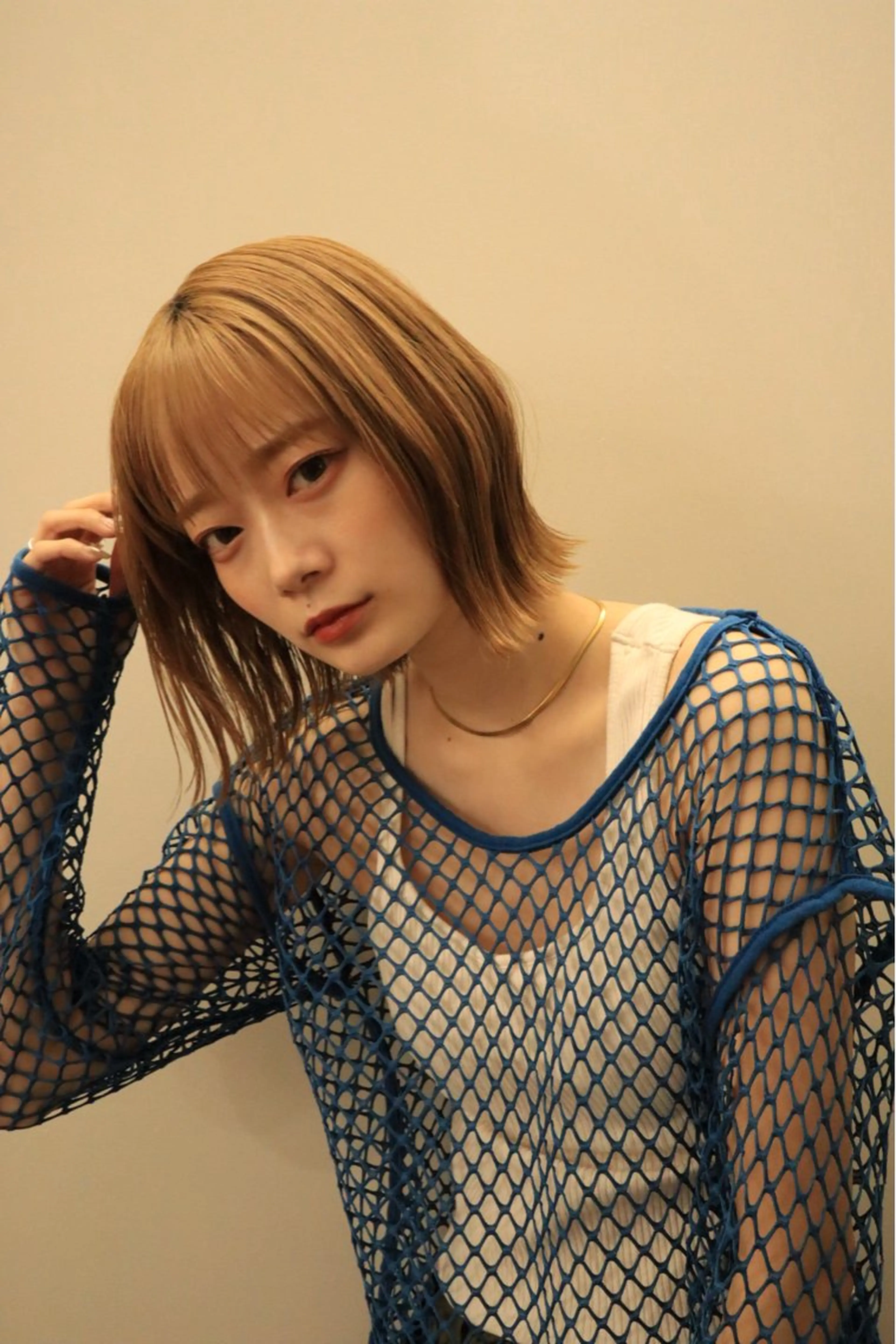ショート カラー 切りっぱなしボブ ボブ ショートヘア 外ハネヘア カット ヘアカラー 小町康耀　ボブ /顔周りレイヤーのヘアスタイル