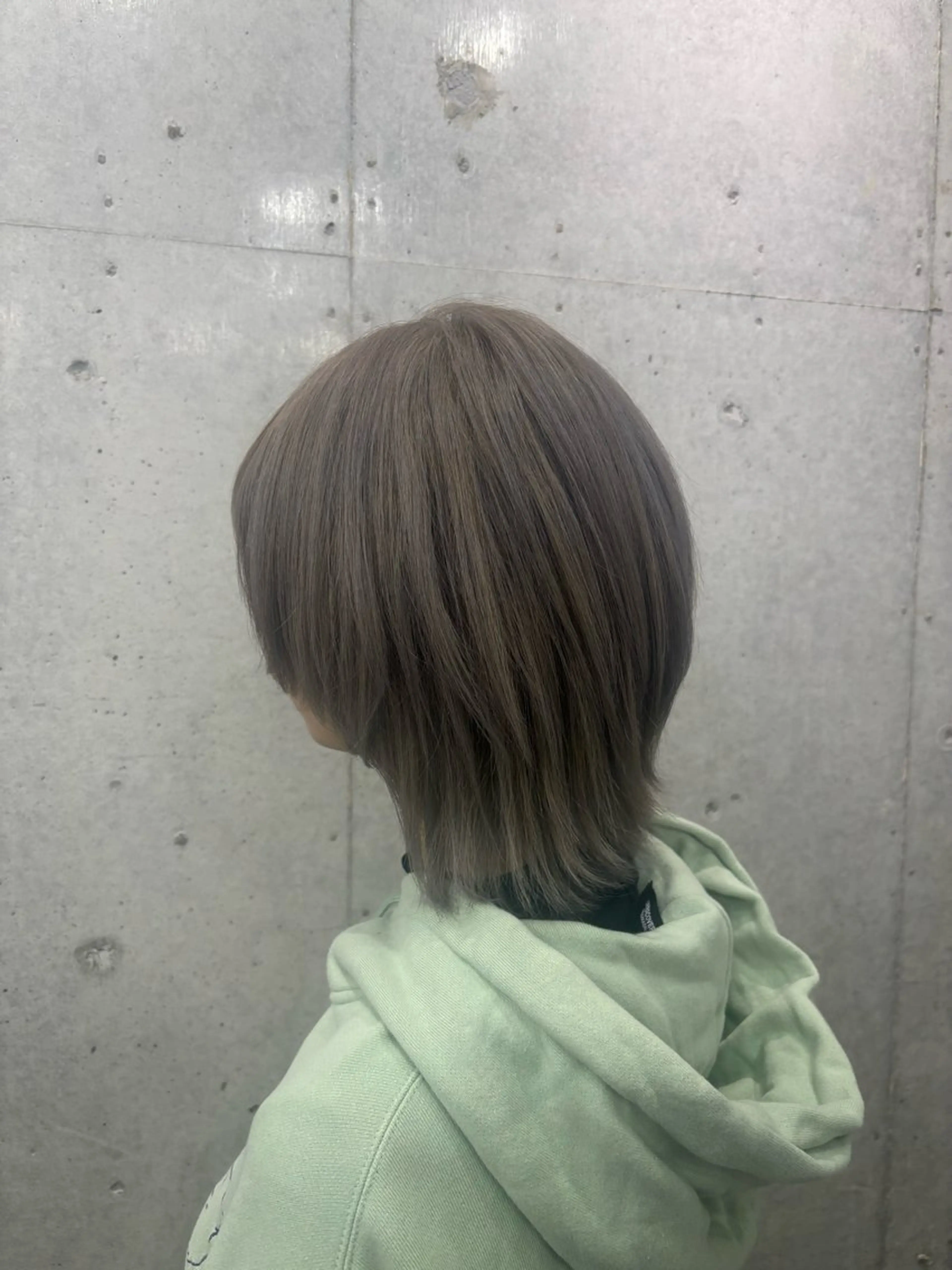 ミディアム ヘアカラー 🛼ハイトーンボブ 🍭yui :)のヘアスタイル