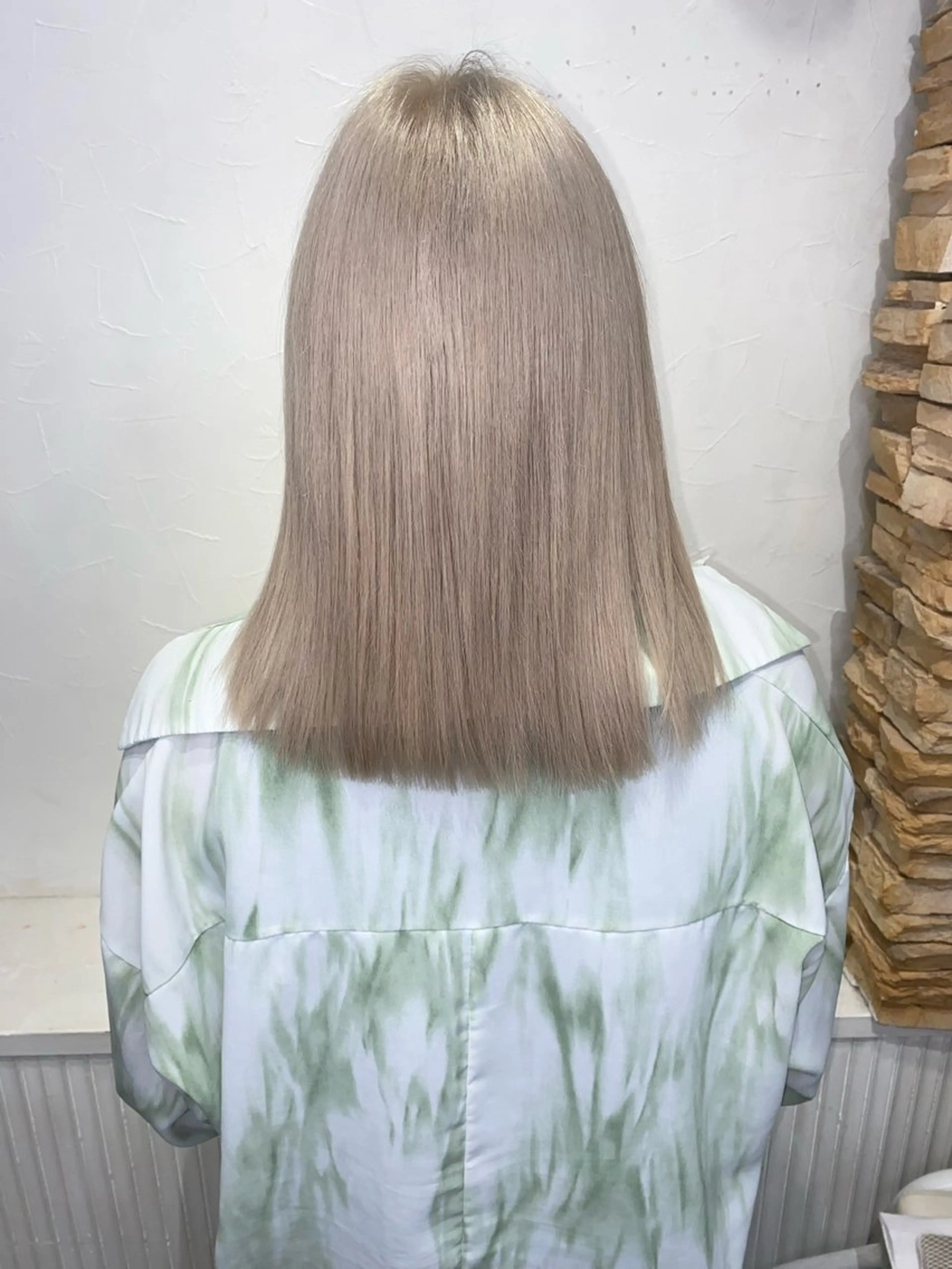 ミディアム カラー ブリーチ ケアブリーチ グレージュ ヘアカラー アンククロス池袋北口所属・韓国ヘア🫧ブリーチ ♡YUKI🌼のヘアスタイル