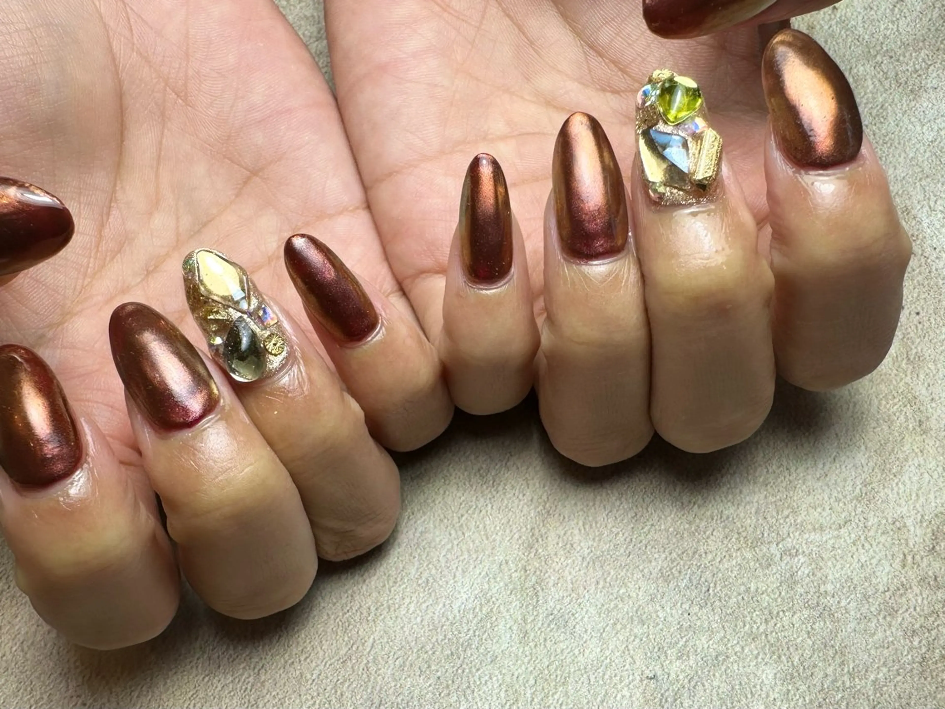 ネイル アートネイル 冬ネイル クリスマス nailroom Anmie.のネイルデザイン