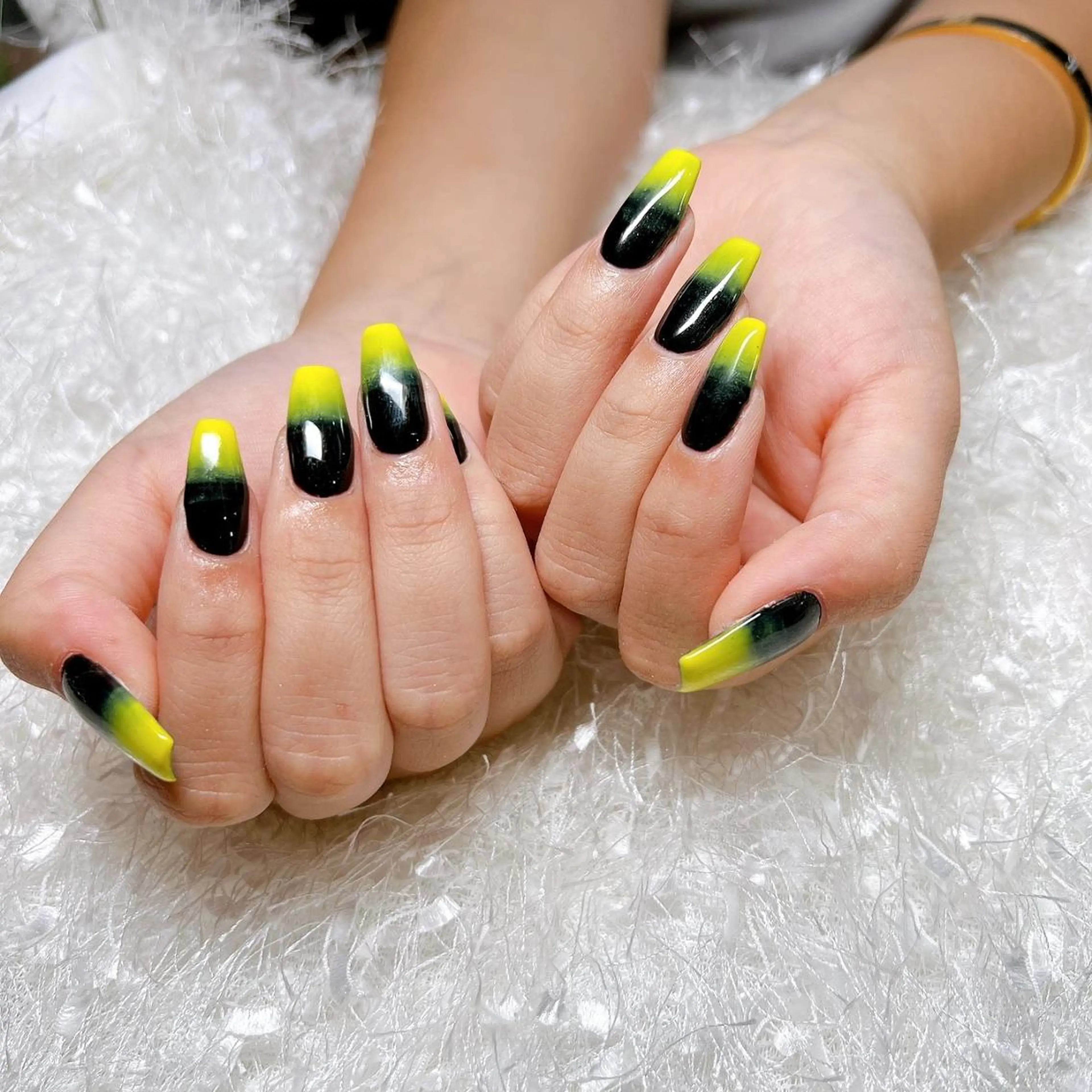 ネイル 長さ出し ジェルネイル グラデーション 韓国ネイル マグネットネイル ハンドネイル Nail&eye Belire 新宿のネイルデザイン