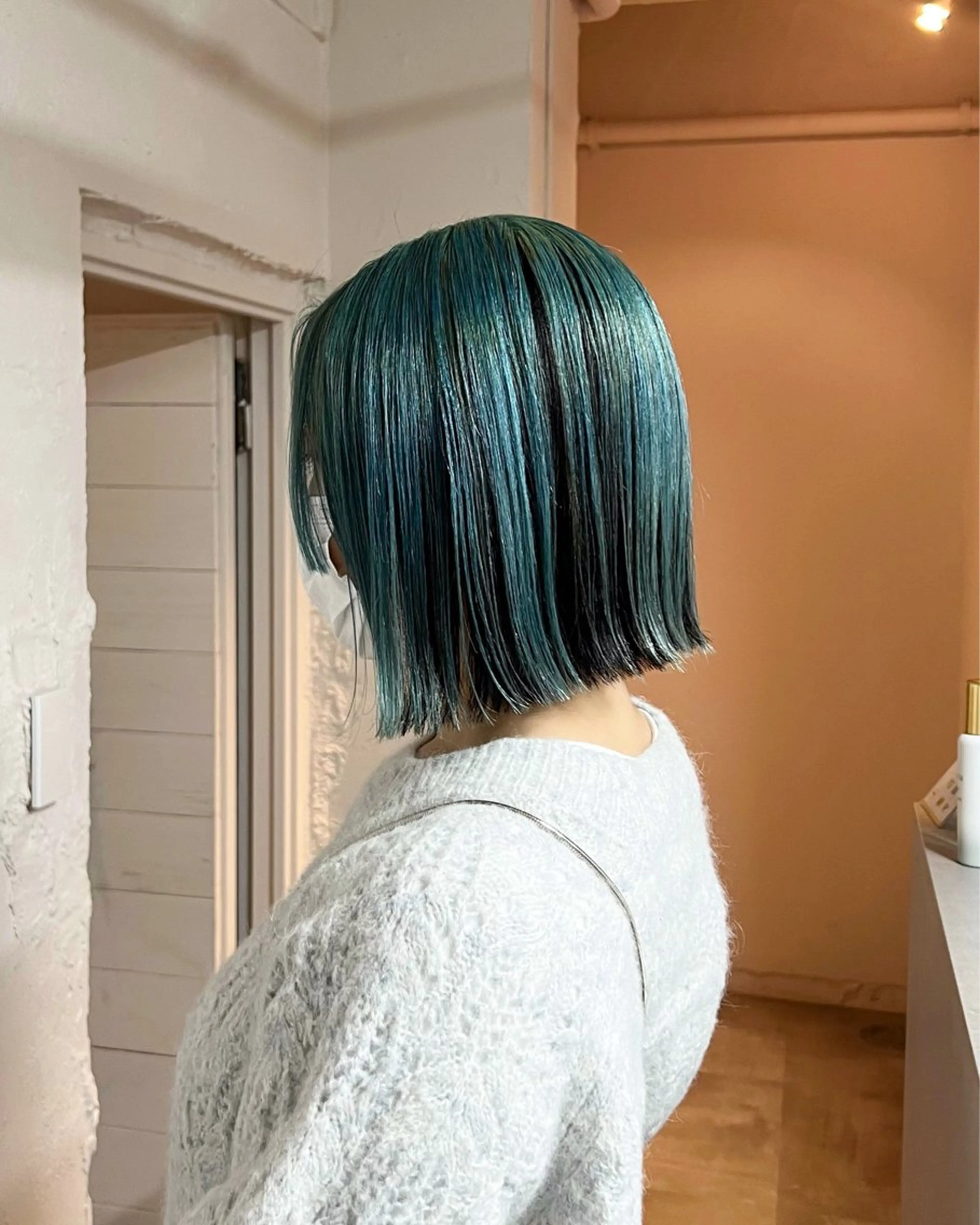 ミディアム カット ヘアカラー tokute Takahashiのヘアスタイル