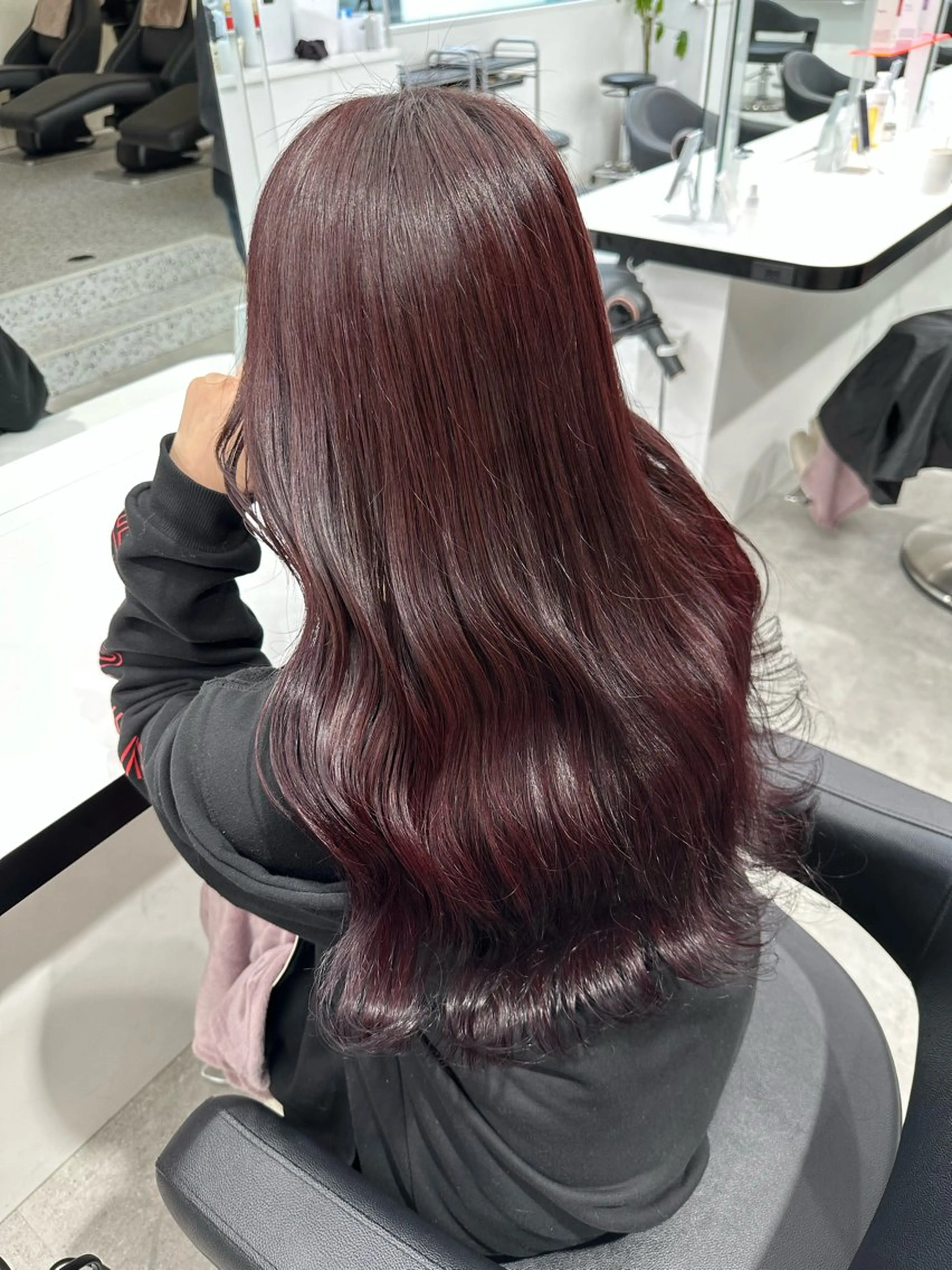 セミロング カラー カット ヘアカラー 🍒ワイン系 ウルフカット🍒拓未のヘアスタイル