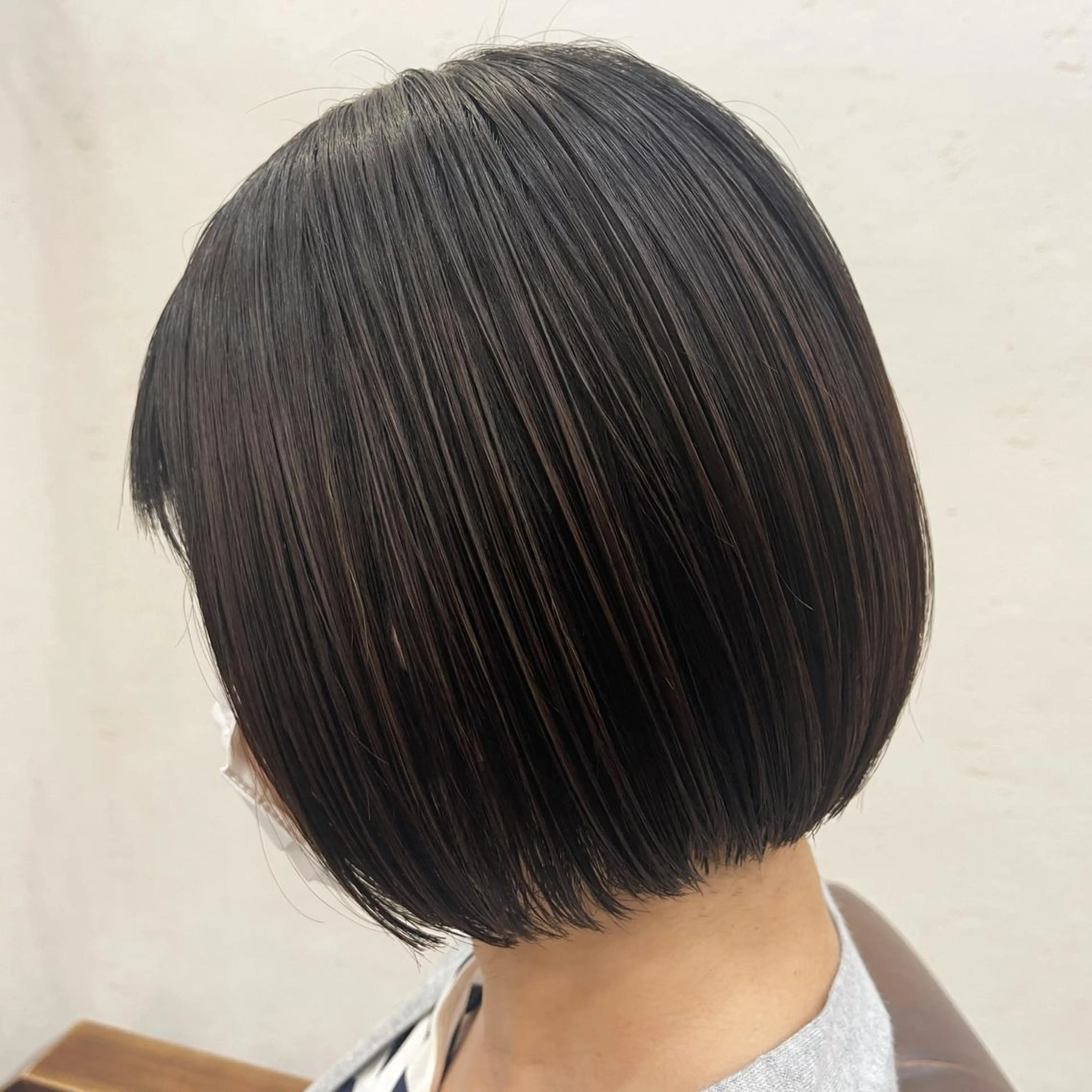 ショート カラー ボブ OAK溝の口 𖠋SHINYAのヘアスタイル