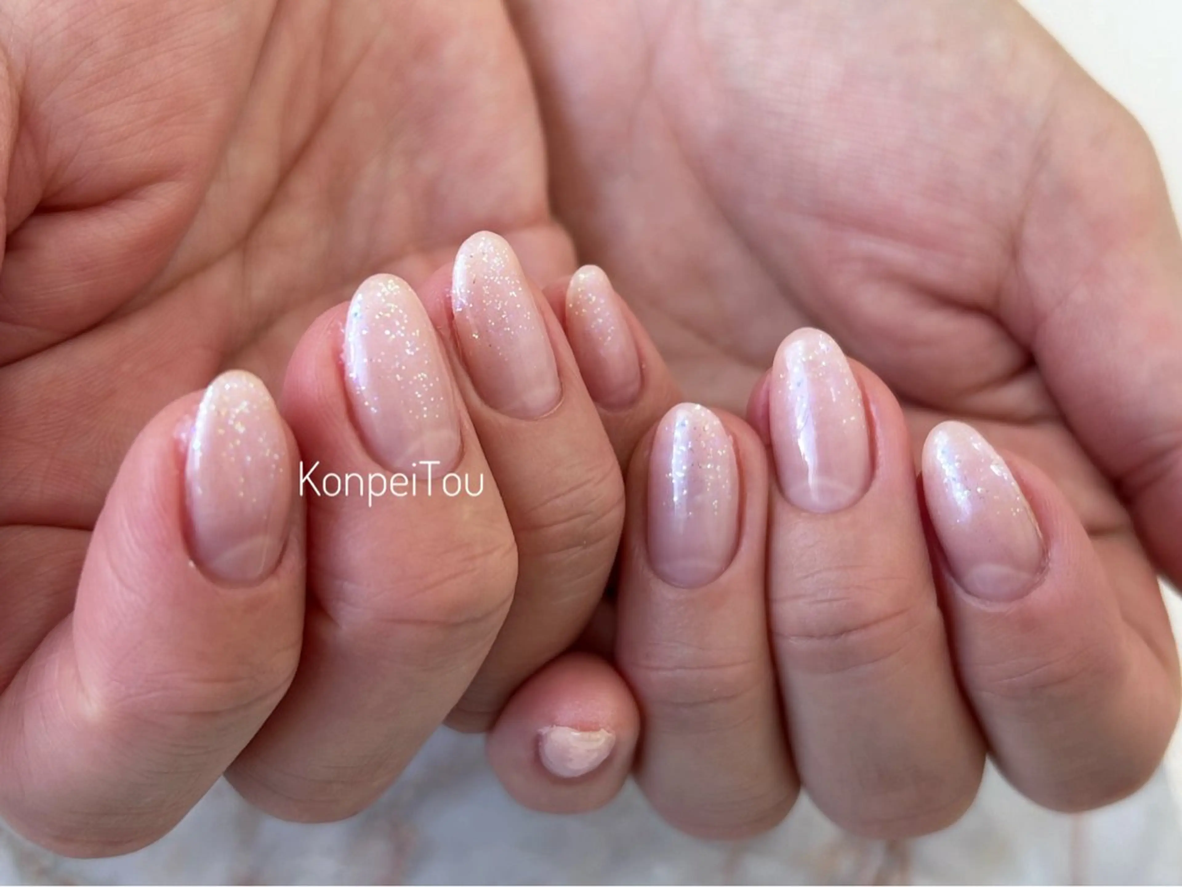 ネイル ラメ(グリッター) ハンドネイル おうちのネイルサロン　konpeiTou〜こんぺいとう〜所属・おうちのネイルサロン KonpeiTouのネイルデザイン