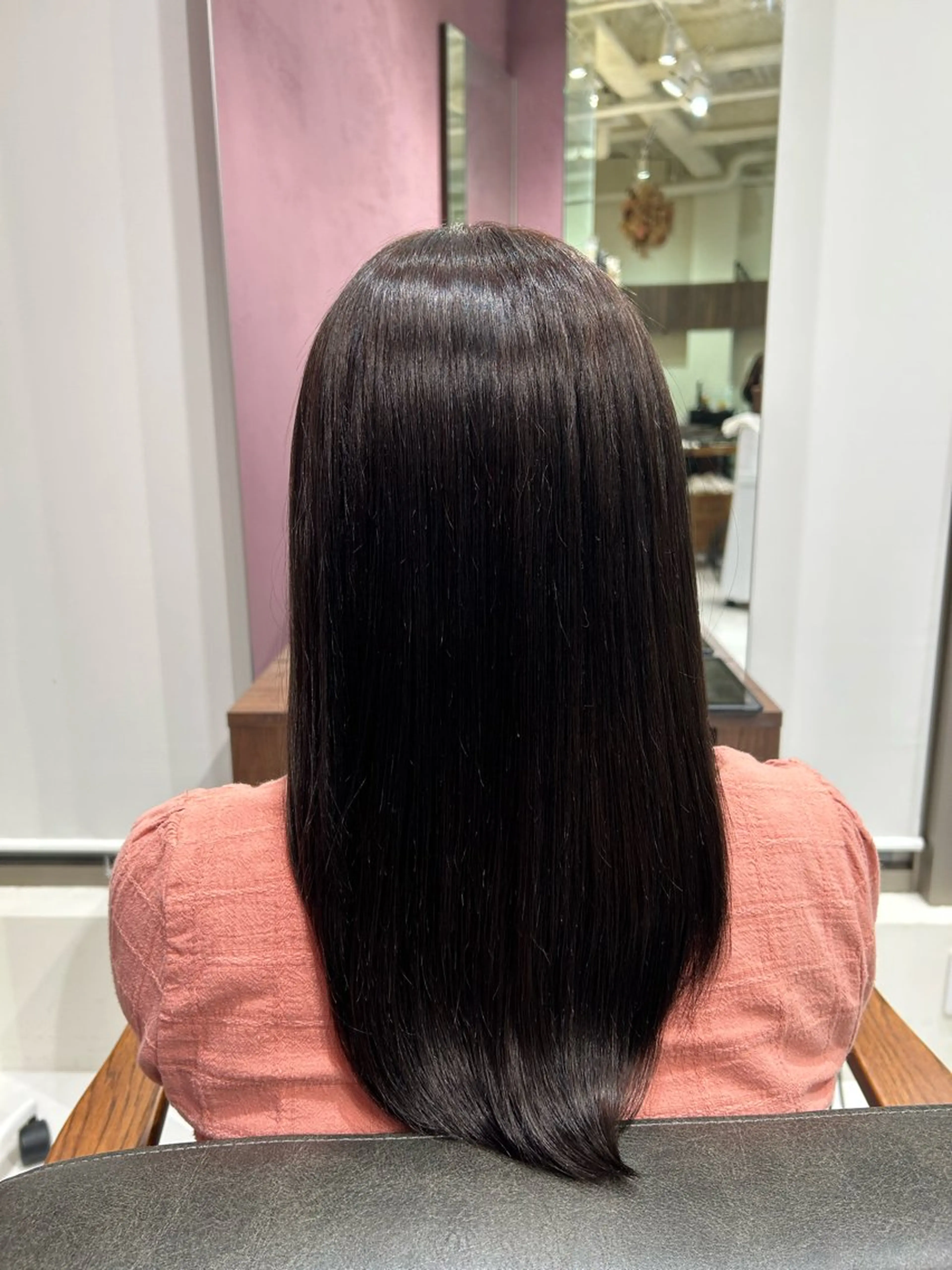 セミロング 学生 ヘアカラー 艶カラー🩵中久保 舞優🩵のヘアスタイル