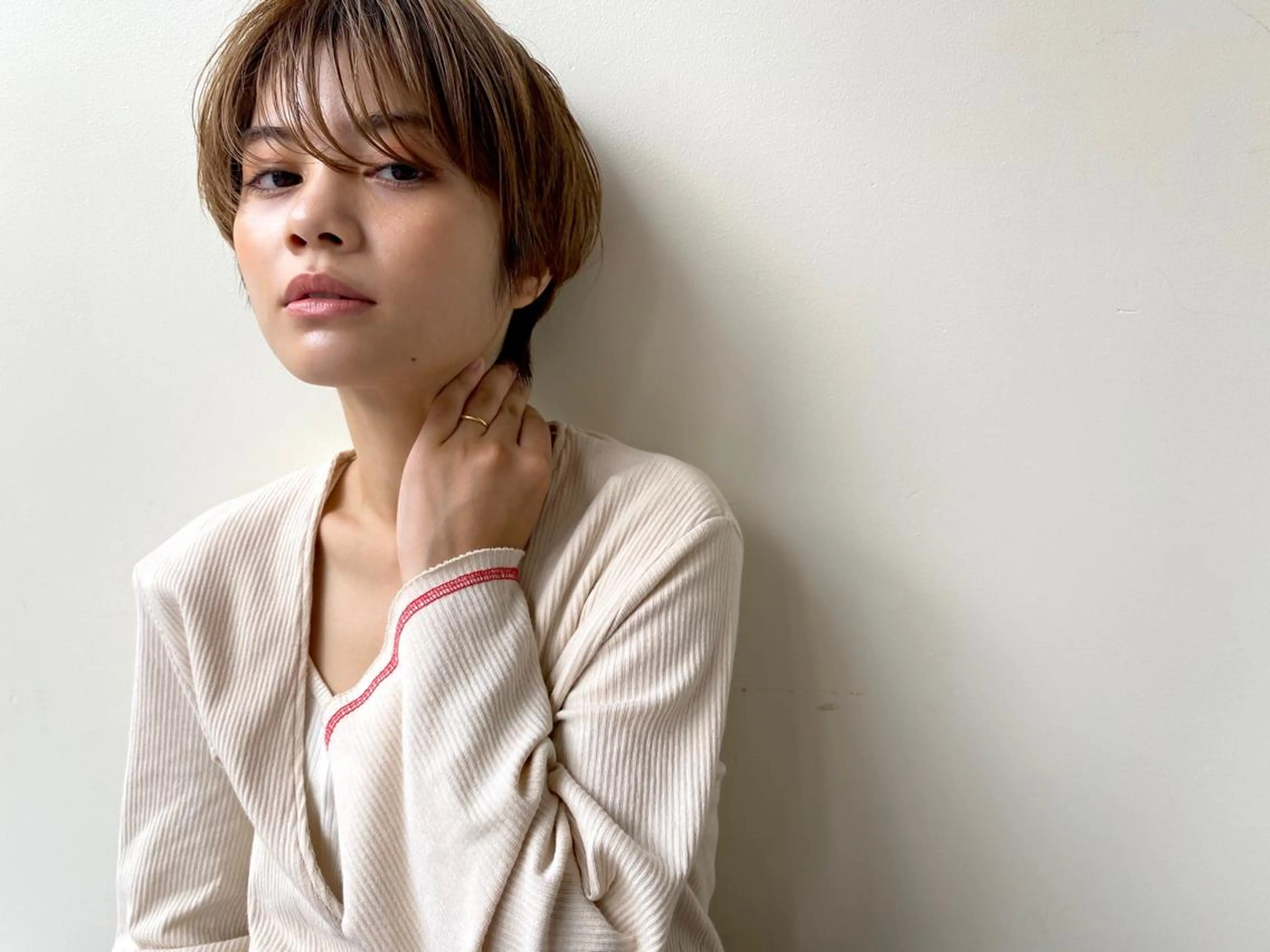 ショート カラー レイヤー／似合わせ TAKUYAのヘアスタイル